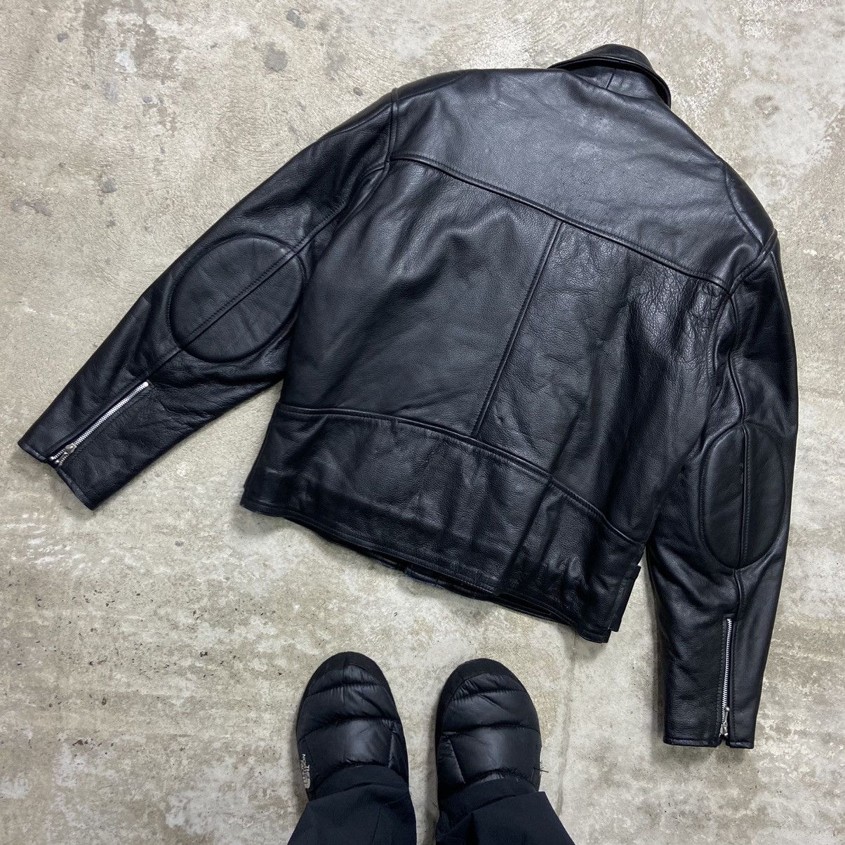 Genuine Leather 1980s BIKER LEATHER JACKET EXCELLENT VINTAGE QUALITY - 2273 Size US L / EU 52-54 / 3 - 2 Thumbnail