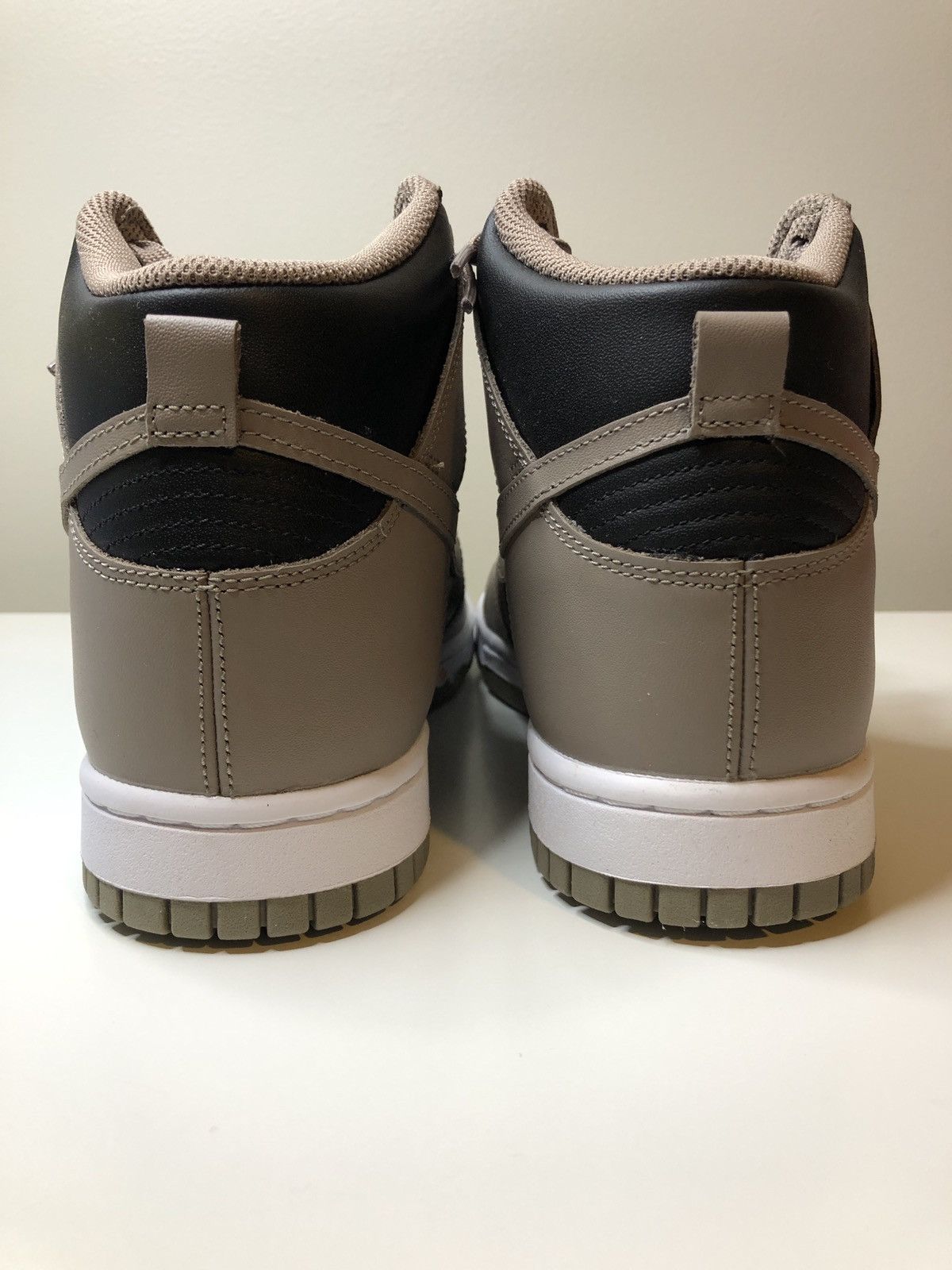 Nike Nike Dunk High Moon Fossil Size US 8 / EU 41 - 3 Thumbnail