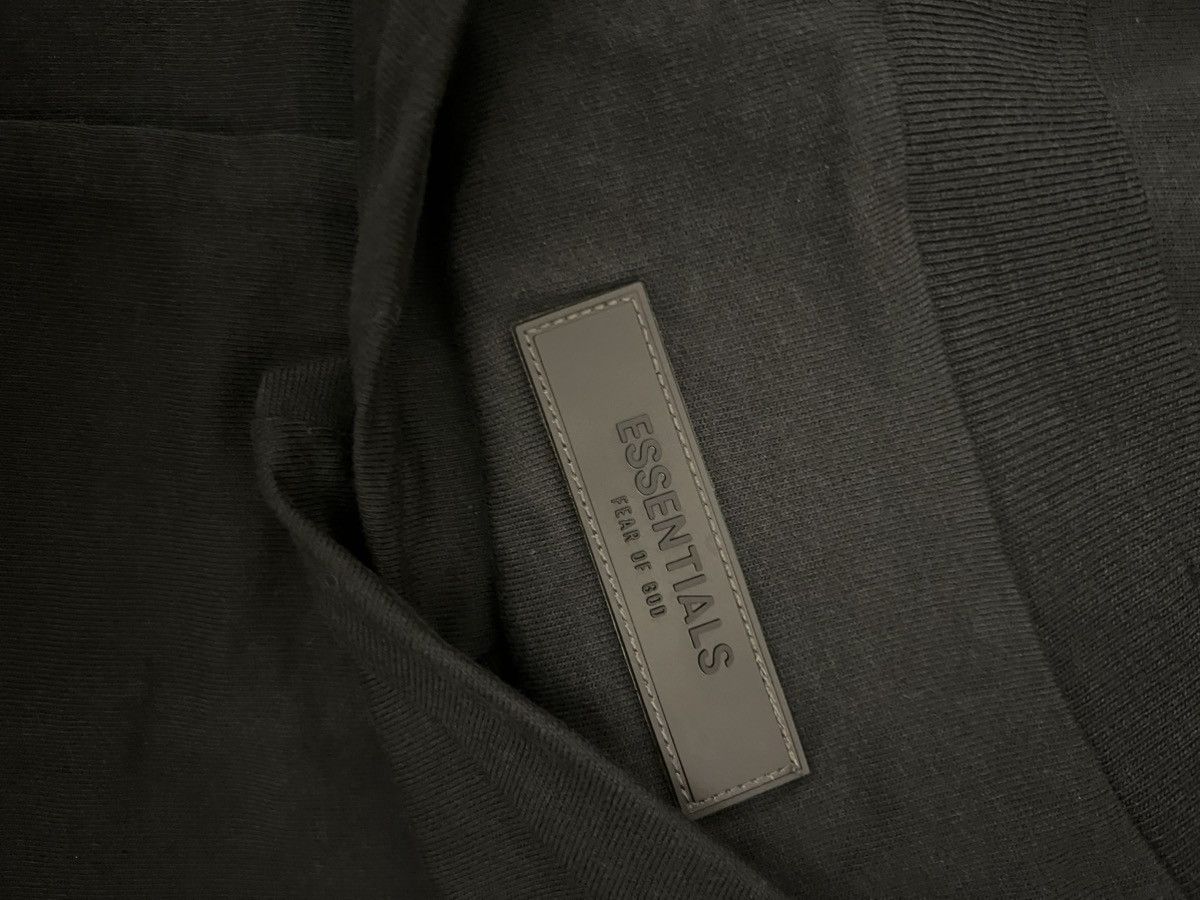 Essentials Fear of God Essentials T-shirt (SS22) Stretch Limo XXL Size US XXL / EU 58 / 5 - 6 Thumbnail