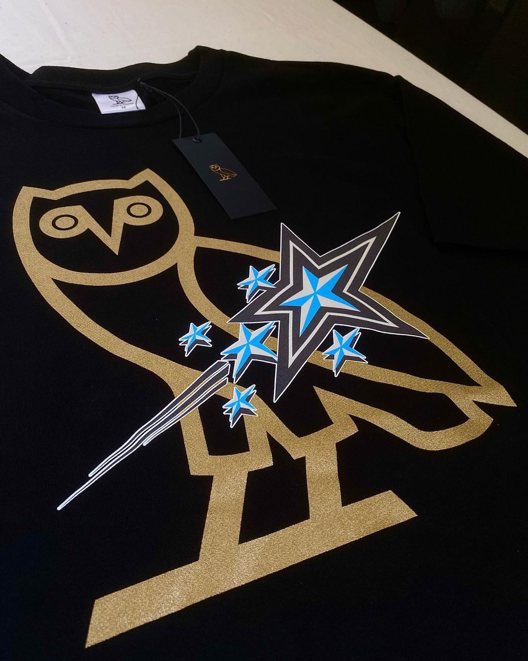 Drake OVO® x SSS OG OWL SCARBOROUGH SHOOTING STARS T-SHIRT Tee Size US M / EU 48-50 / 2 - 3 Thumbnail