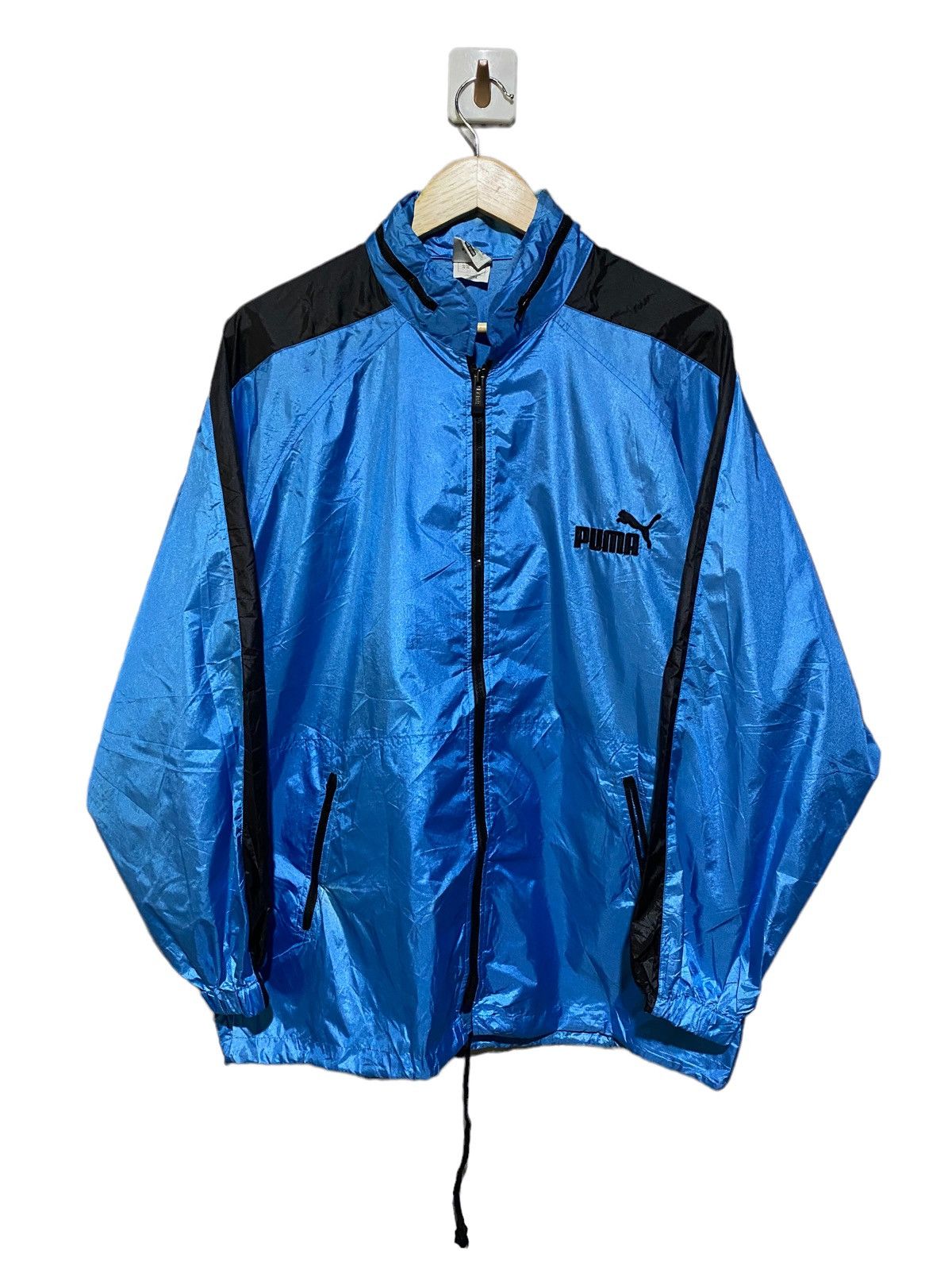 🔥SALE🔥VINTAGE PUMA NYLON JACKET
