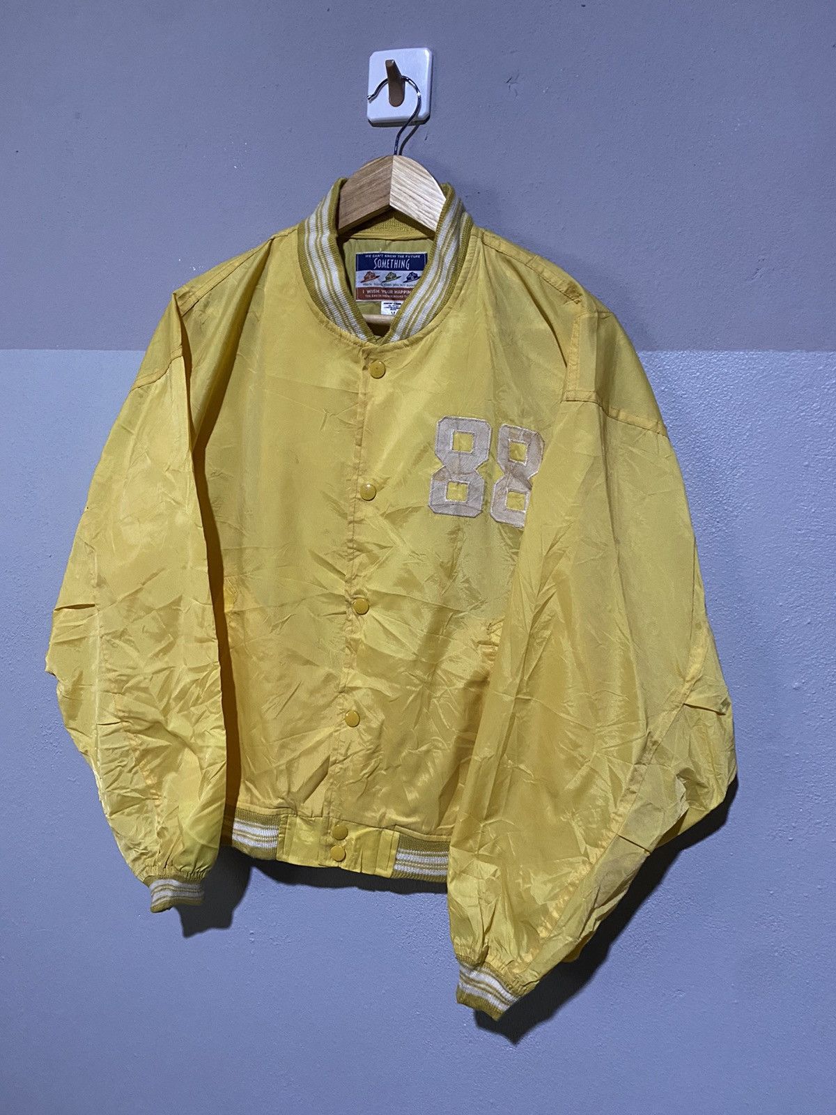 Vintage Vintage 80s Something Sports Varsity Jacket – Yellow Bomber Size US M / EU 48-50 / 2 - 3 Thumbnail