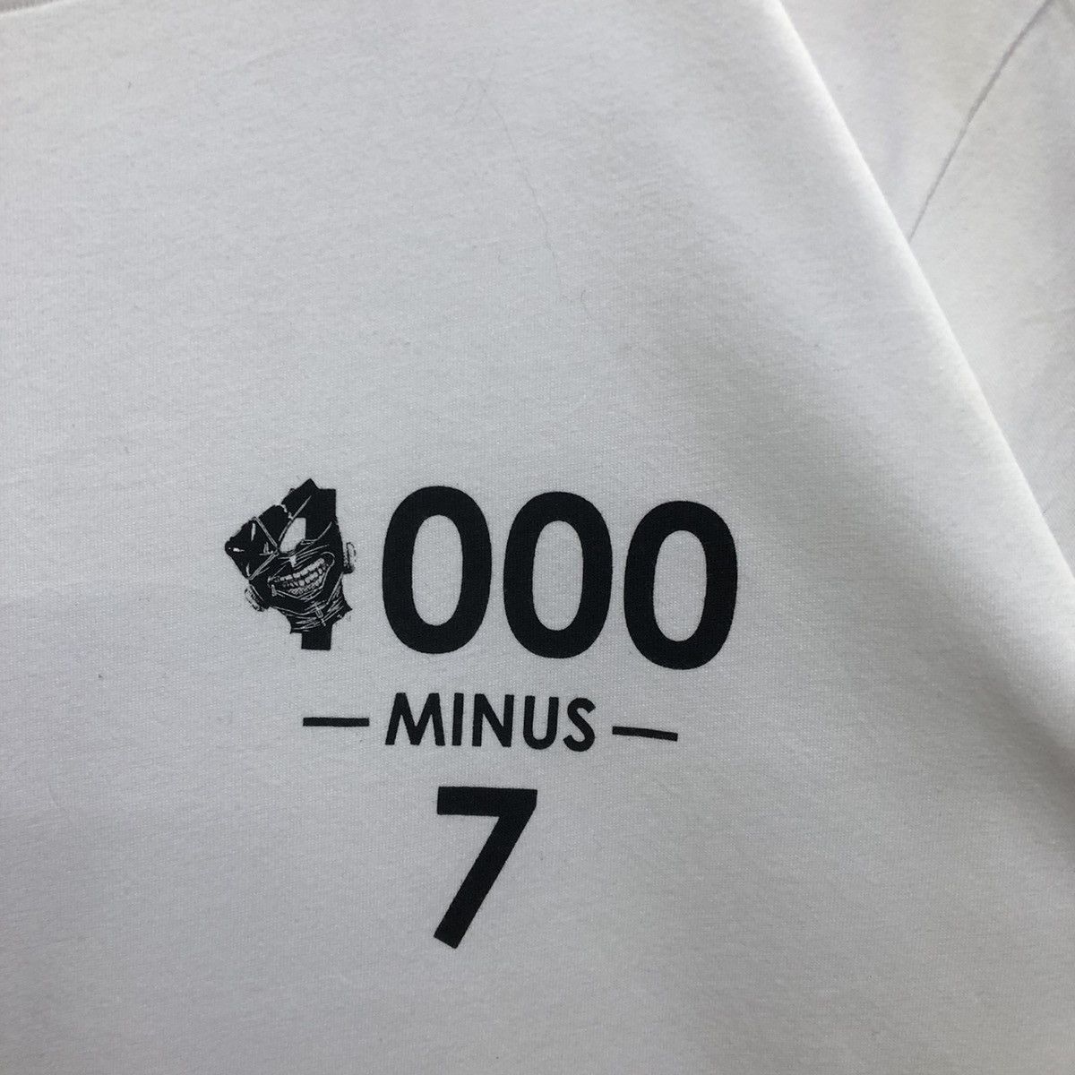 Anime Tokyo Ghoul Collab With Uniqlo Kaneki Ken Anime Tshirt Size US L / EU 52-54 / 3 - 5 Thumbnail