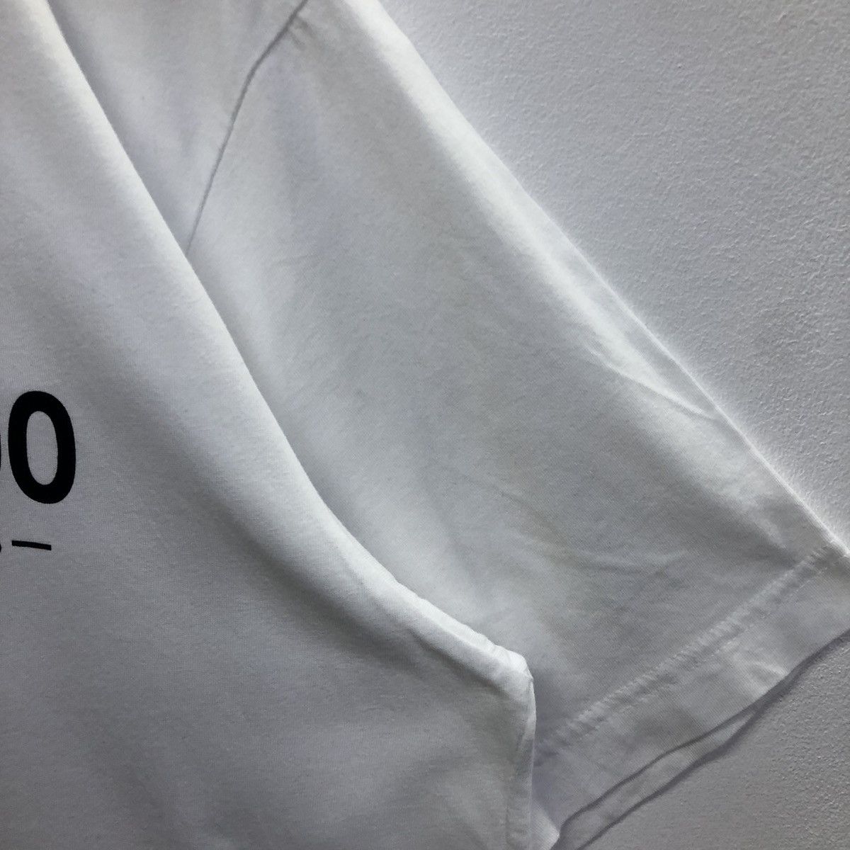 Anime Tokyo Ghoul Collab With Uniqlo Kaneki Ken Anime Tshirt Size US L / EU 52-54 / 3 - 7 Thumbnail