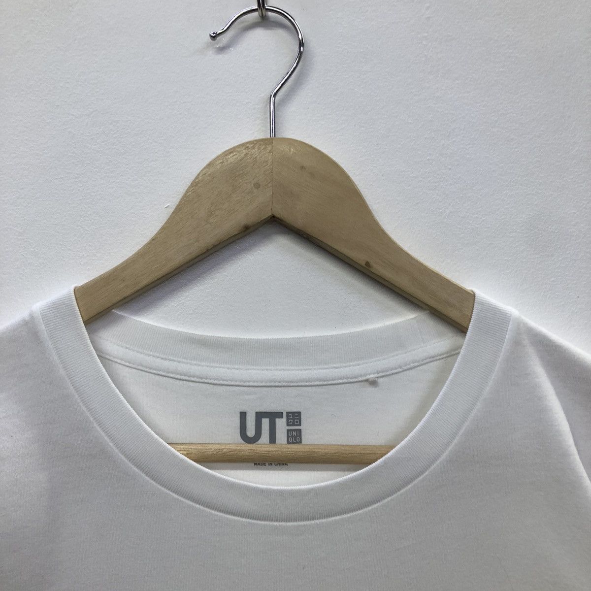 Anime Tokyo Ghoul Collab With Uniqlo Kaneki Ken Anime Tshirt Size US L / EU 52-54 / 3 - 4 Thumbnail