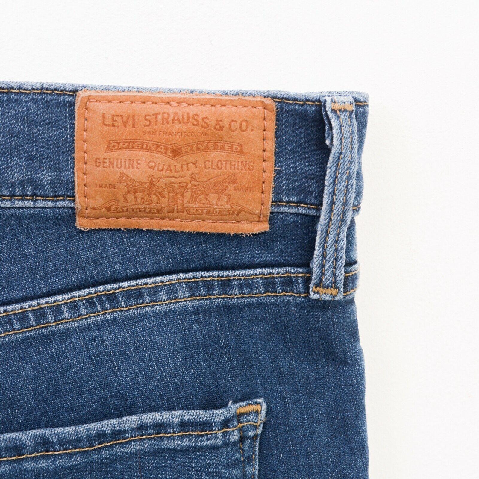 Levi's Big E Premium 312 Shaping Slim W30 L32 Jeans Trousers Pants Size 30" / US 8 / IT 44 - 8 Thumbnail