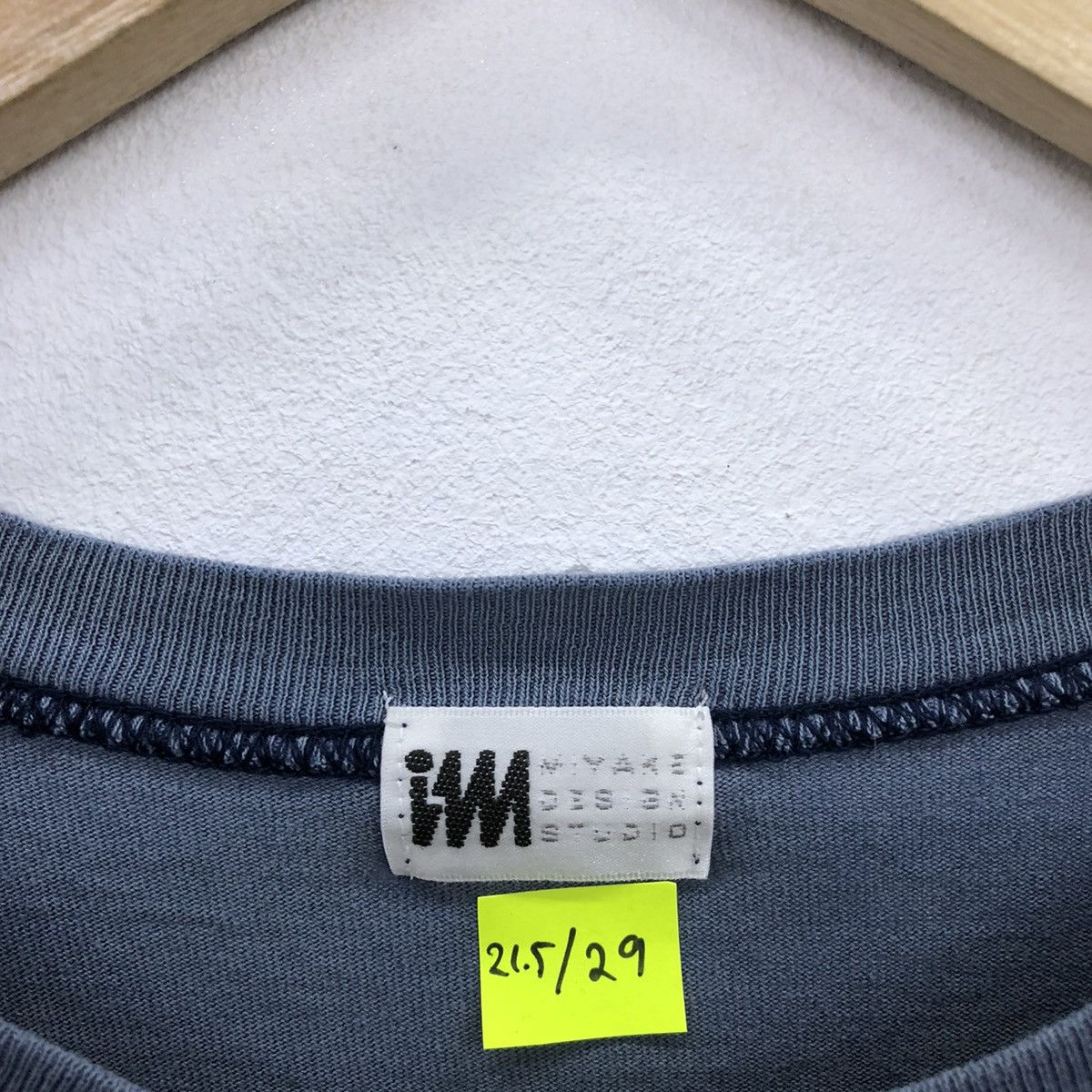 Issey Miyake By Issey Miyake!! Vintage IM Design Studio Plain Tshirt Size US M / EU 48-50 / 2 - 11 Thumbnail