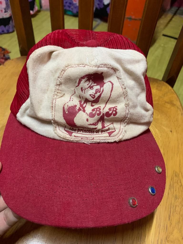 Japanese Brand Vintage cap The Princess of Pout Size ONE SIZE - 2 Thumbnail