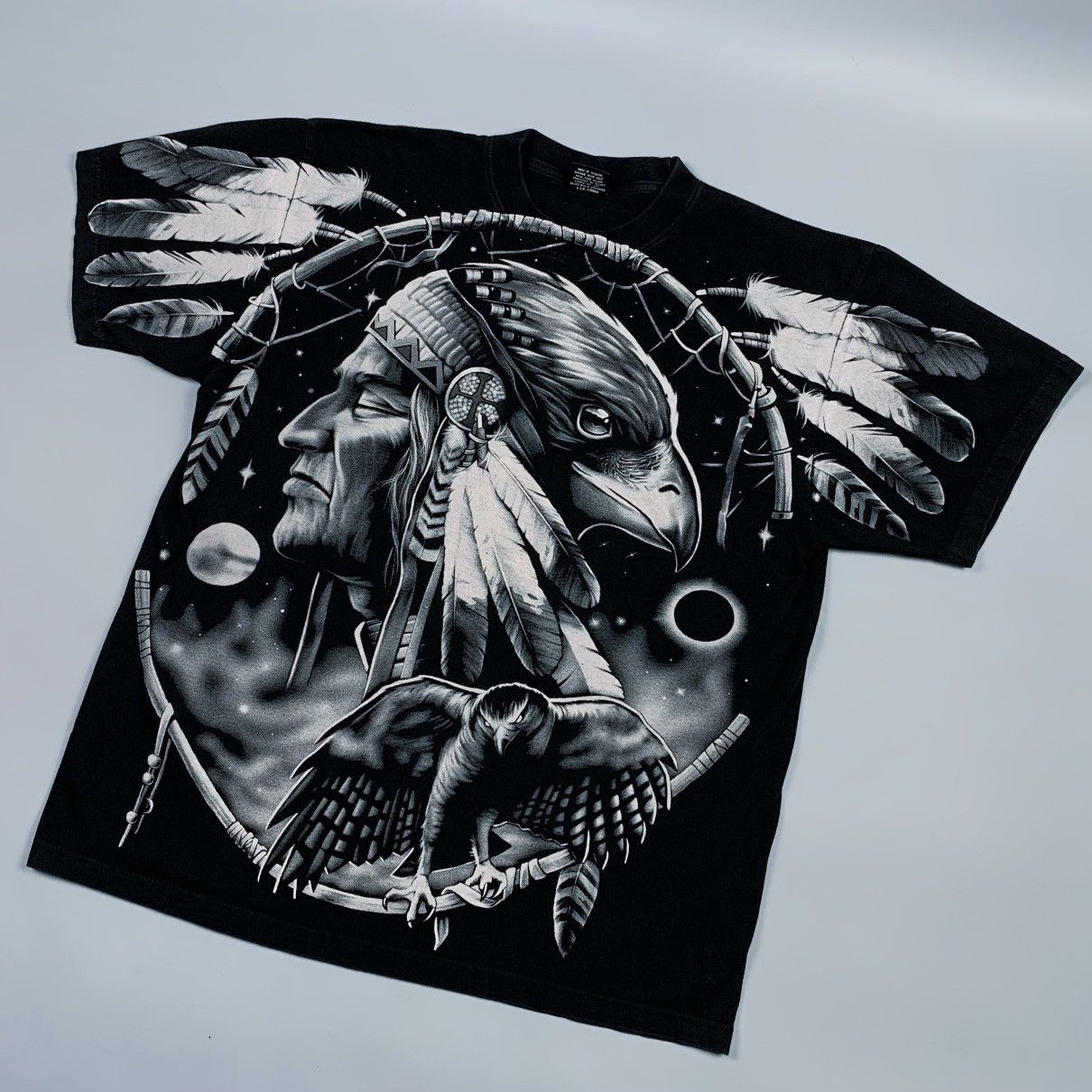 Liquid Blue Vintage Y2K ROCK EAGLE American Indians T-Shirt Size XL USA Size US XL / EU 56 / 4 - 3 Thumbnail