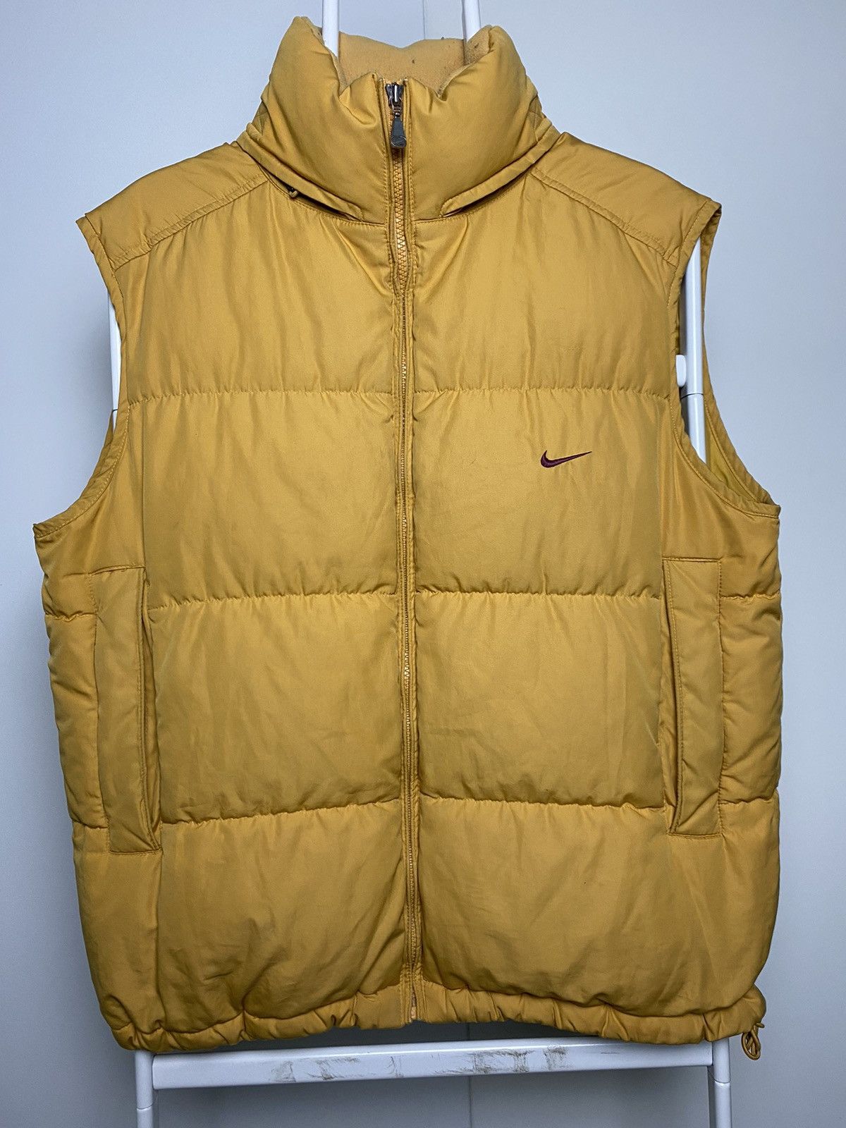 Nike × Vintage Nike vintage yellow puffer vest small swoosh 2000s Size US S / EU 44-46 / 1 - 1 Thumbnail