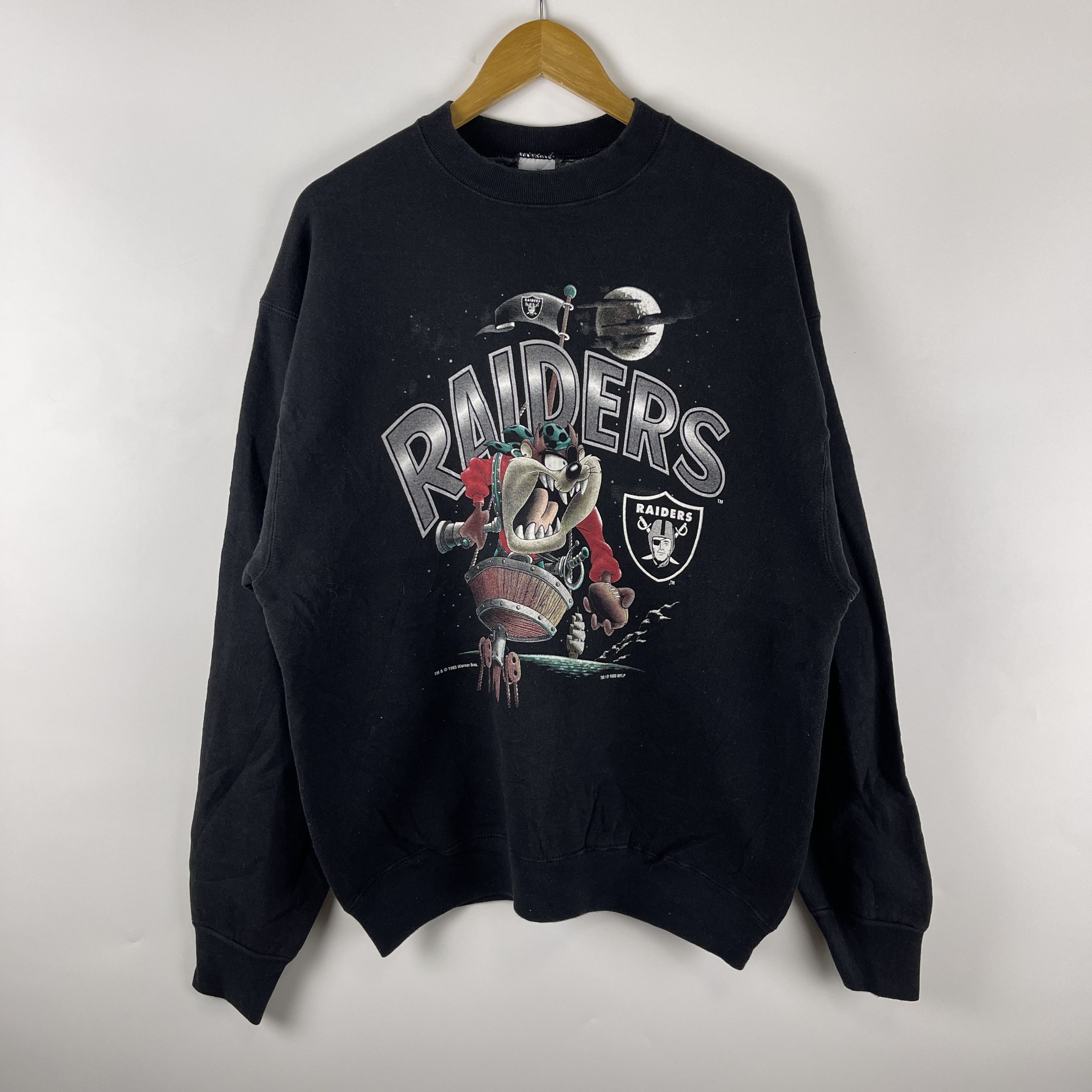 Vintage Vintage Oakland Raiders x Taz Mania NFL Team 1993 Crewneck ...