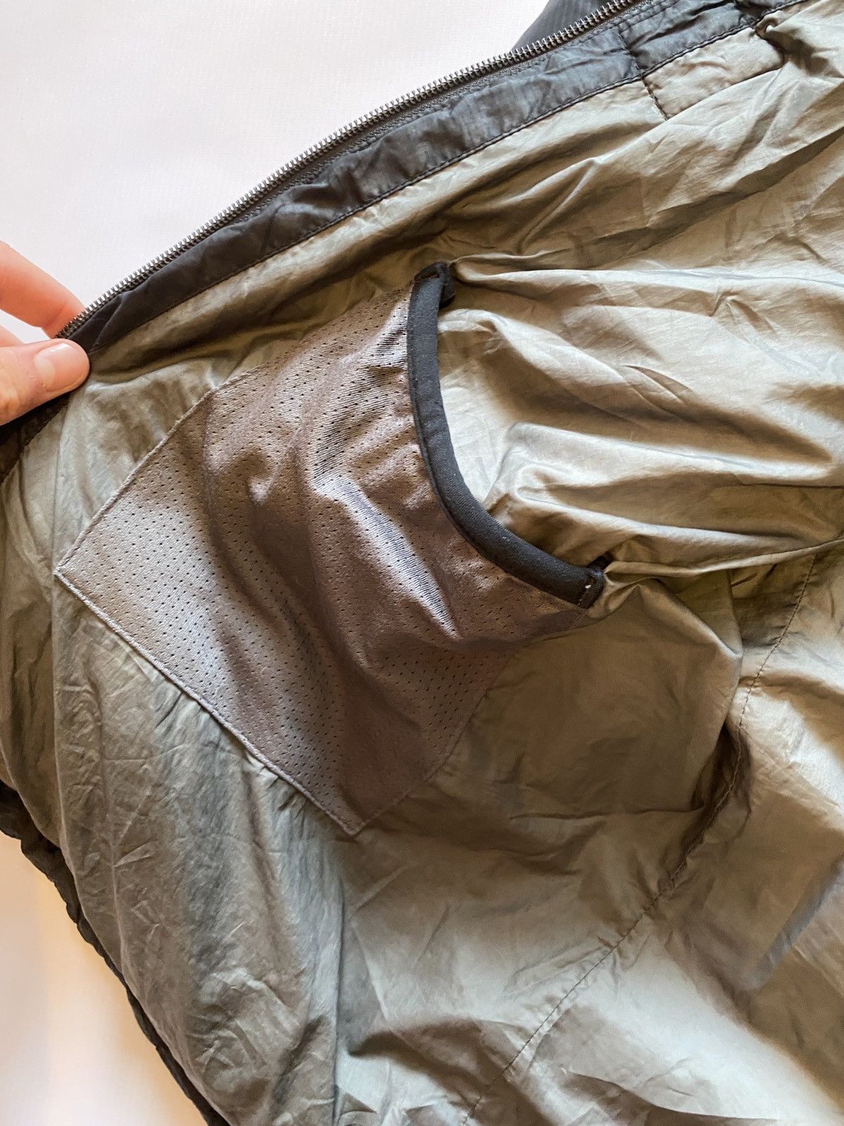 Canada Goose Canada Goose down jacket reflective Size US L / EU 52-54 / 3 - 15 Thumbnail