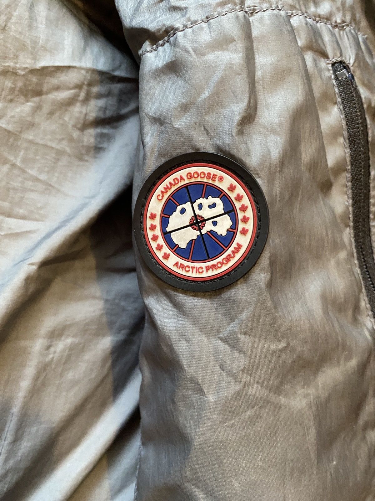 Canada Goose Canada Goose down jacket reflective Size US L / EU 52-54 / 3 - 16 Thumbnail
