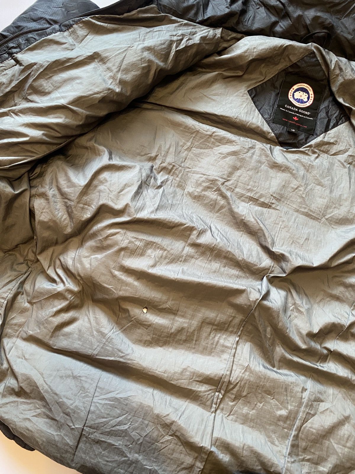 Canada Goose Canada Goose down jacket reflective Size US L / EU 52-54 / 3 - 18 Thumbnail