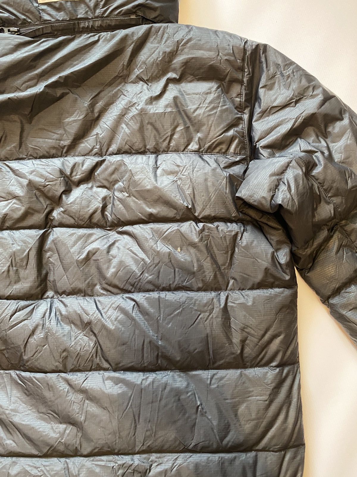 Canada Goose Canada Goose down jacket reflective Size US L / EU 52-54 / 3 - 13 Thumbnail
