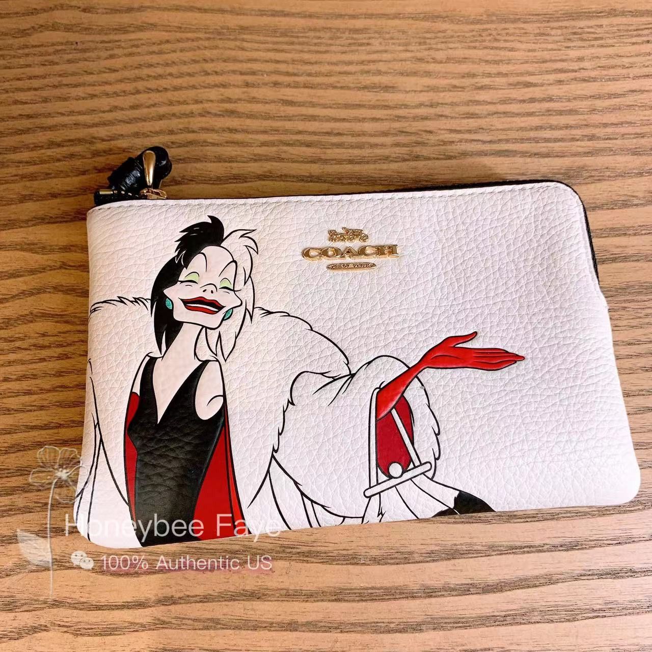 COACH popular Wristlet Leather Cruella Motif