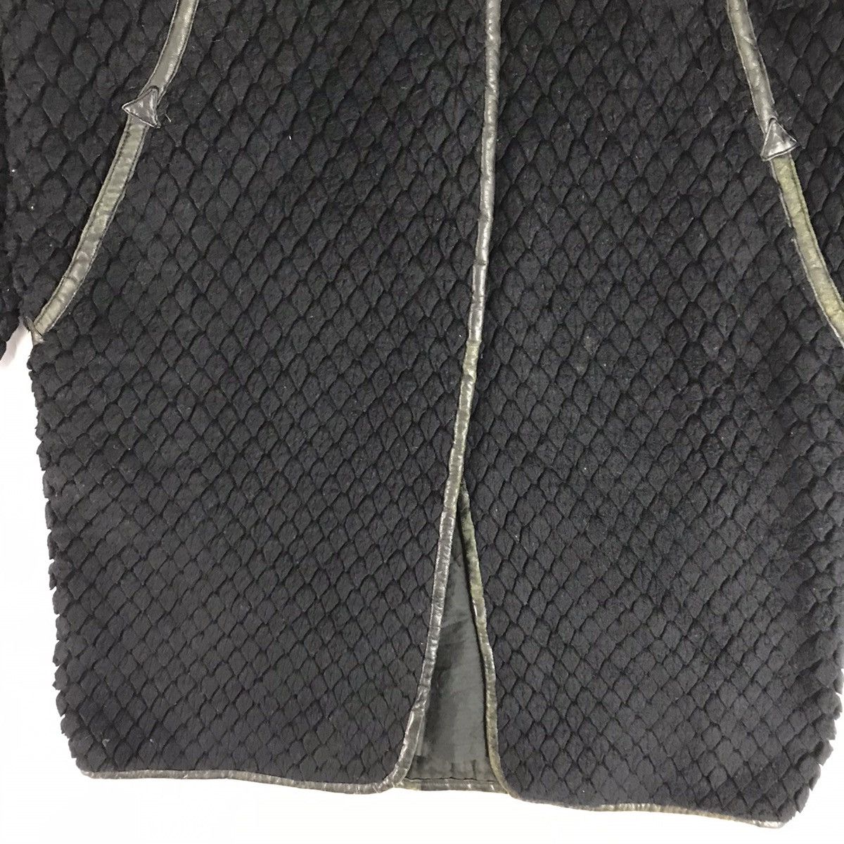 Issey Miyake Issey Miyake 70s Brand Lebel line leather Design Pangolin Size L / US 10 / IT 46 - 3 Thumbnail