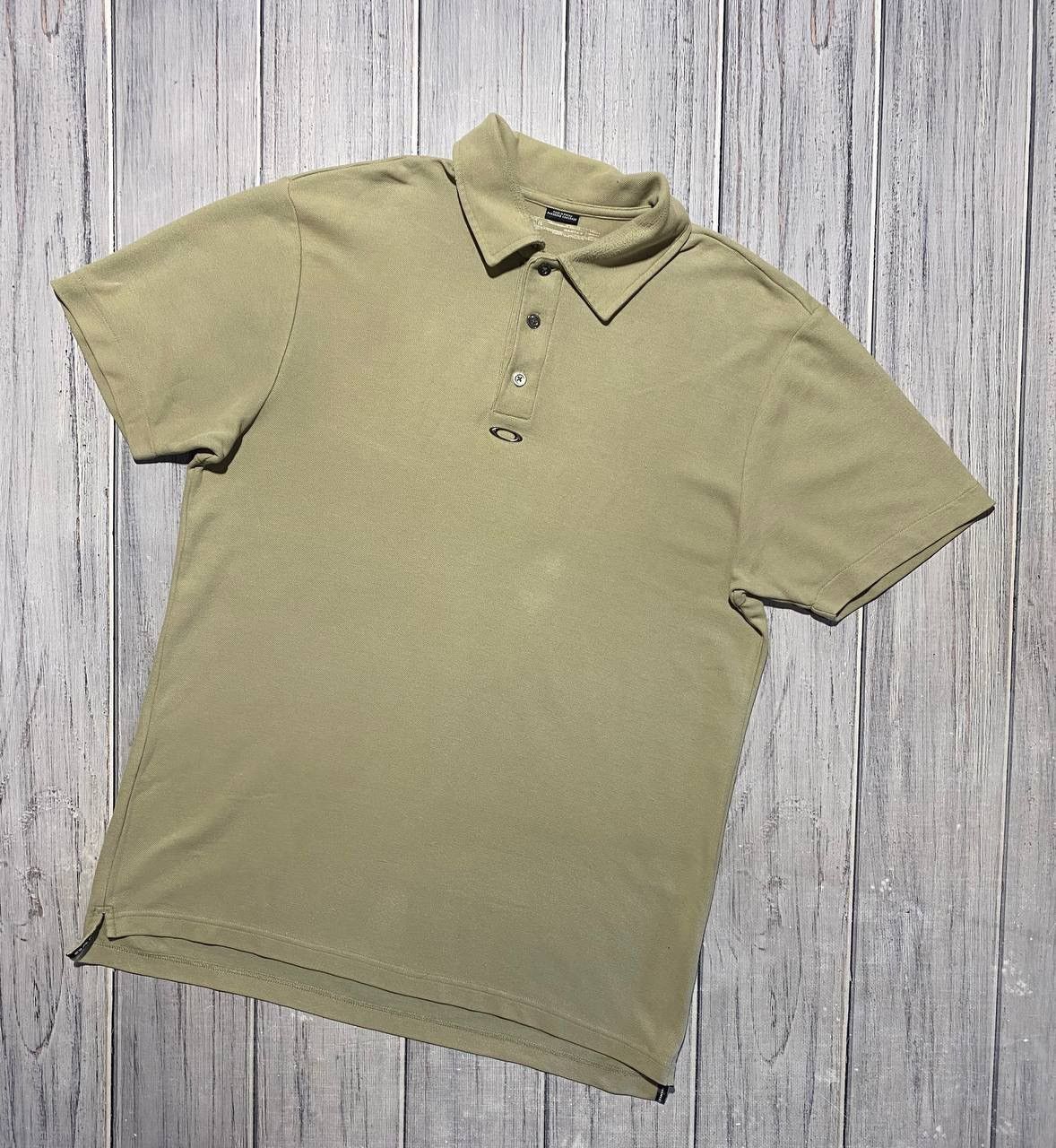 Oakley Vintage Oakley Polo Shirt 00s Gorpcore Size US L / EU 52-54 / 3 - 1 Thumbnail