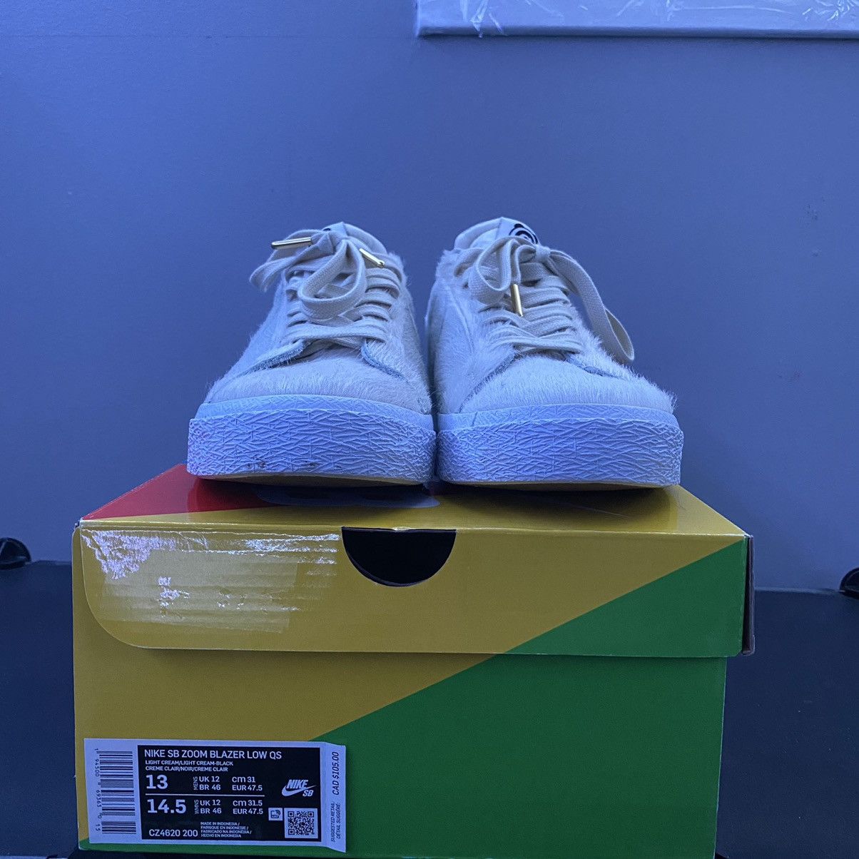 Medicom Toy Nike Sb Blazer Low Medicom Toy Beige Size US 13 / EU 46 - 2 Thumbnail