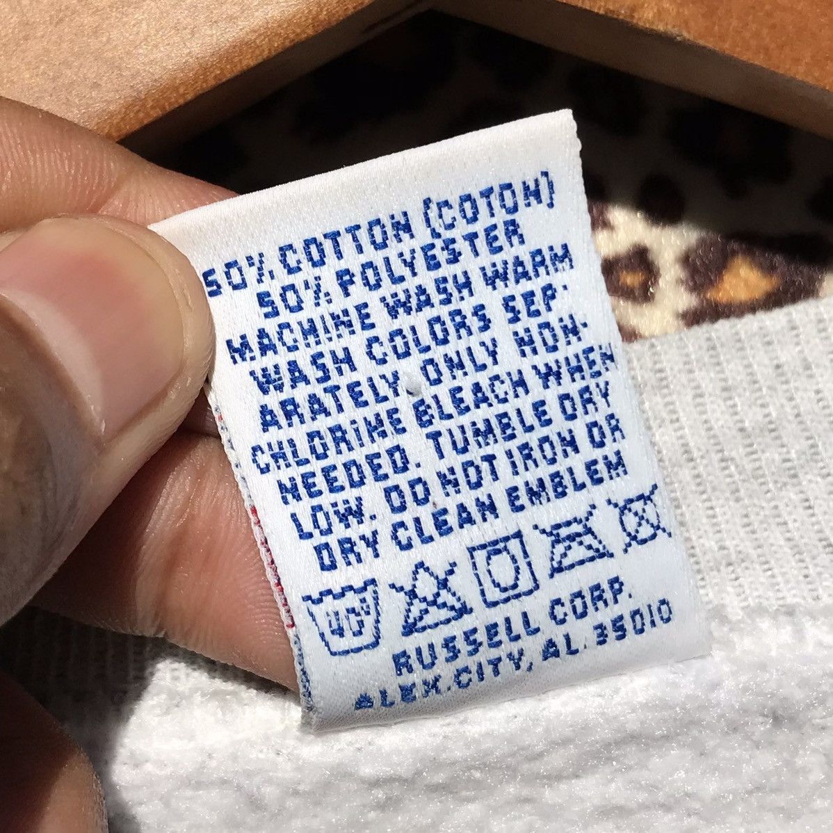 L.L. Bean × Vintage Vintage 90s L.L.Bean Sweatshirt Spellout. Size US XS / EU 42 / 0 - 9 Thumbnail