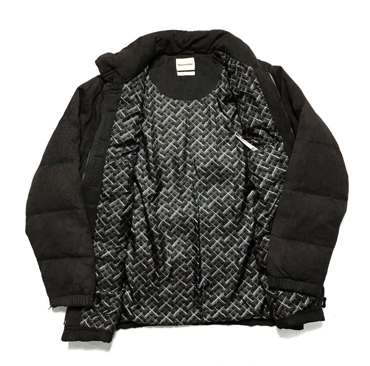 Kaws × Original Fake Original Fake Puffer Down Jacket Size US L / EU 52-54 / 3 - 15 Thumbnail