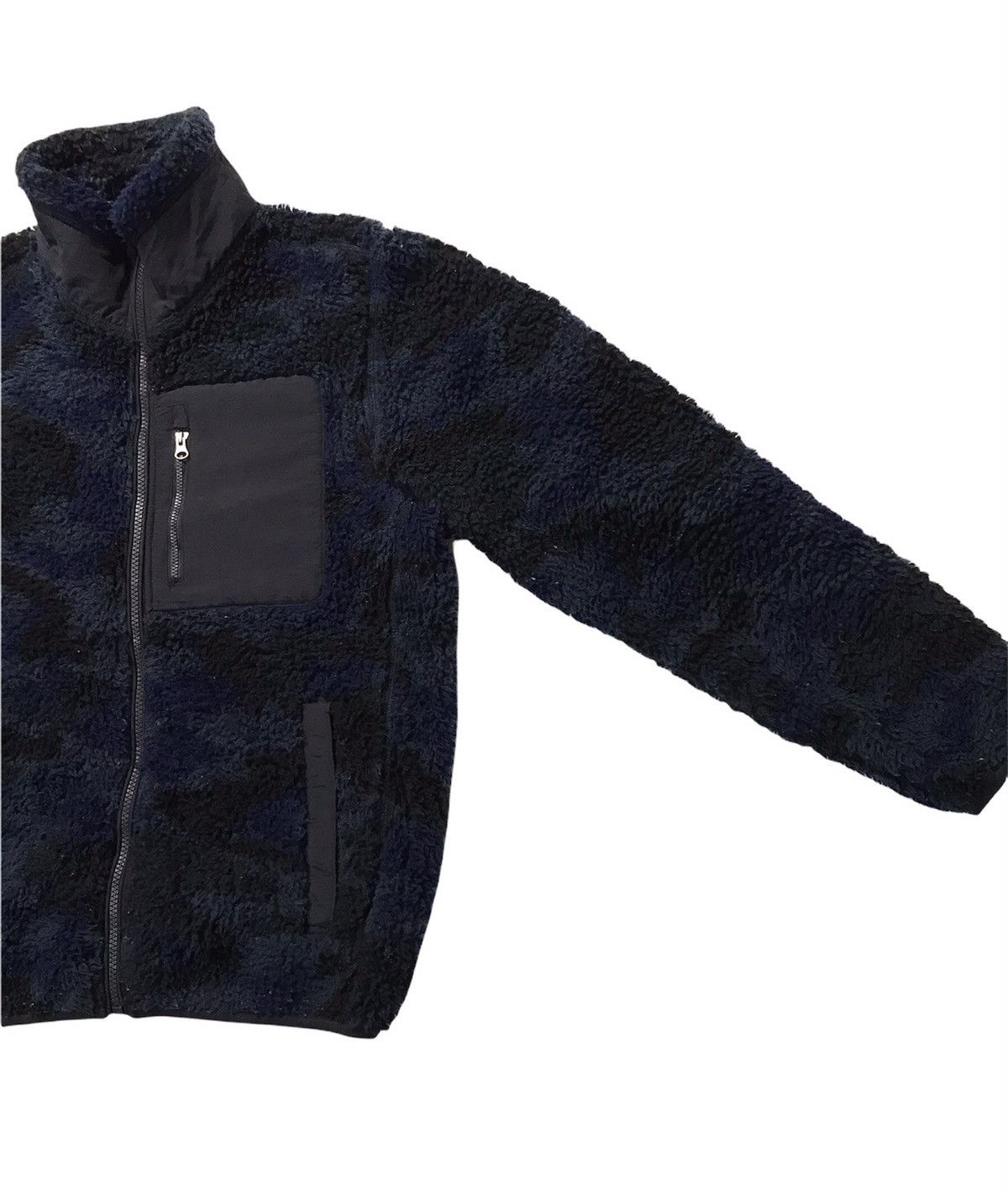 Japanese Brand × Uniqlo × Vintage Uniqlo Deep Pile Camo Sherpa/Fleece Jacket Size US M / EU 48-50 / 2 - 2 Thumbnail