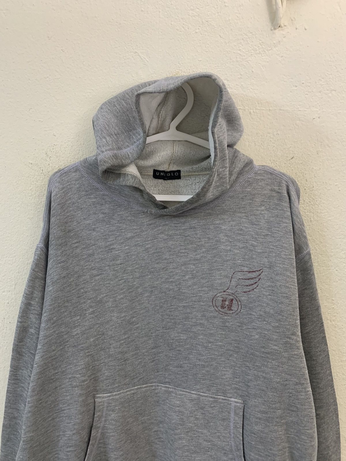 Uniqlo Vintage Uniqlo Hoodie Size US L / EU 52-54 / 3 - 4 Thumbnail