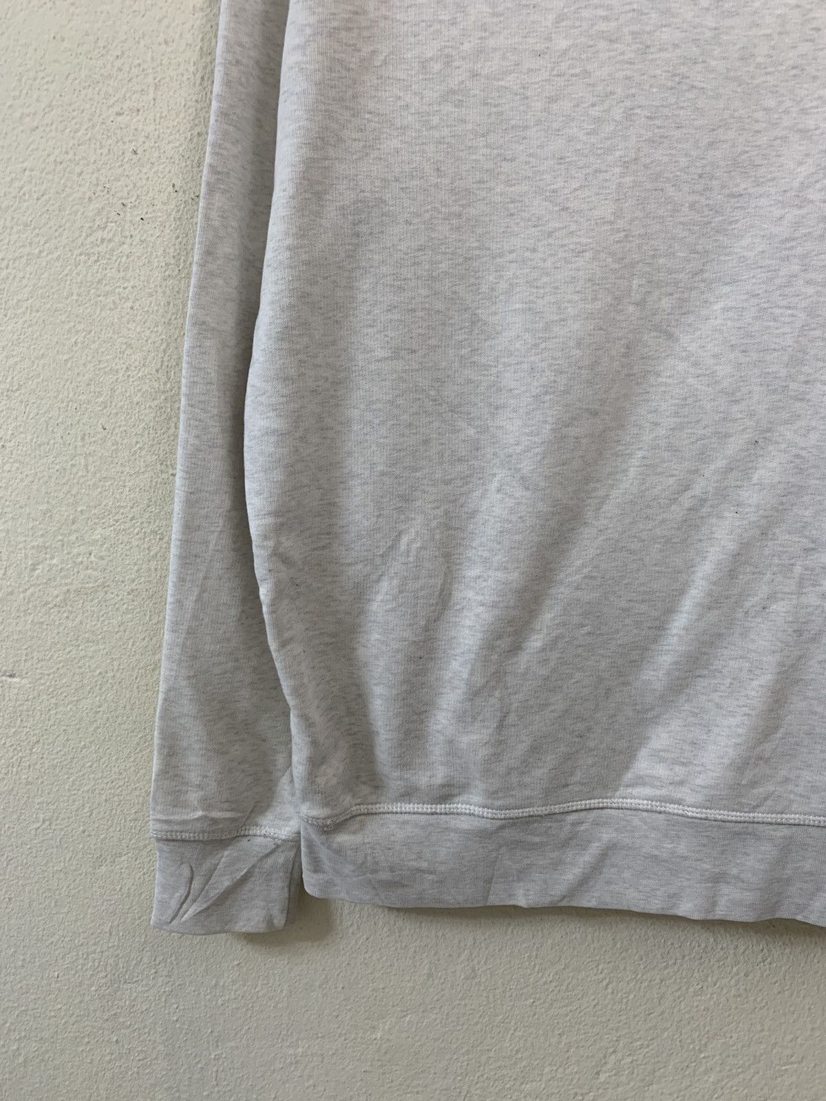 Japanese Brand Trendy & Rare Vintage 2002 Sweatshirt Size US S / EU 44-46 / 1 - 9 Thumbnail