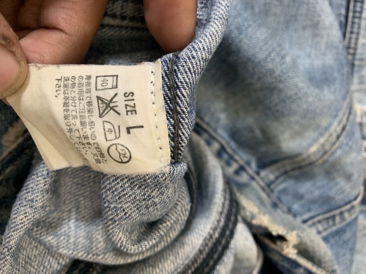 Levi's Vintage Levis Distressed Denim Jacket Size US L / EU 52-54 / 3 - 10 Thumbnail