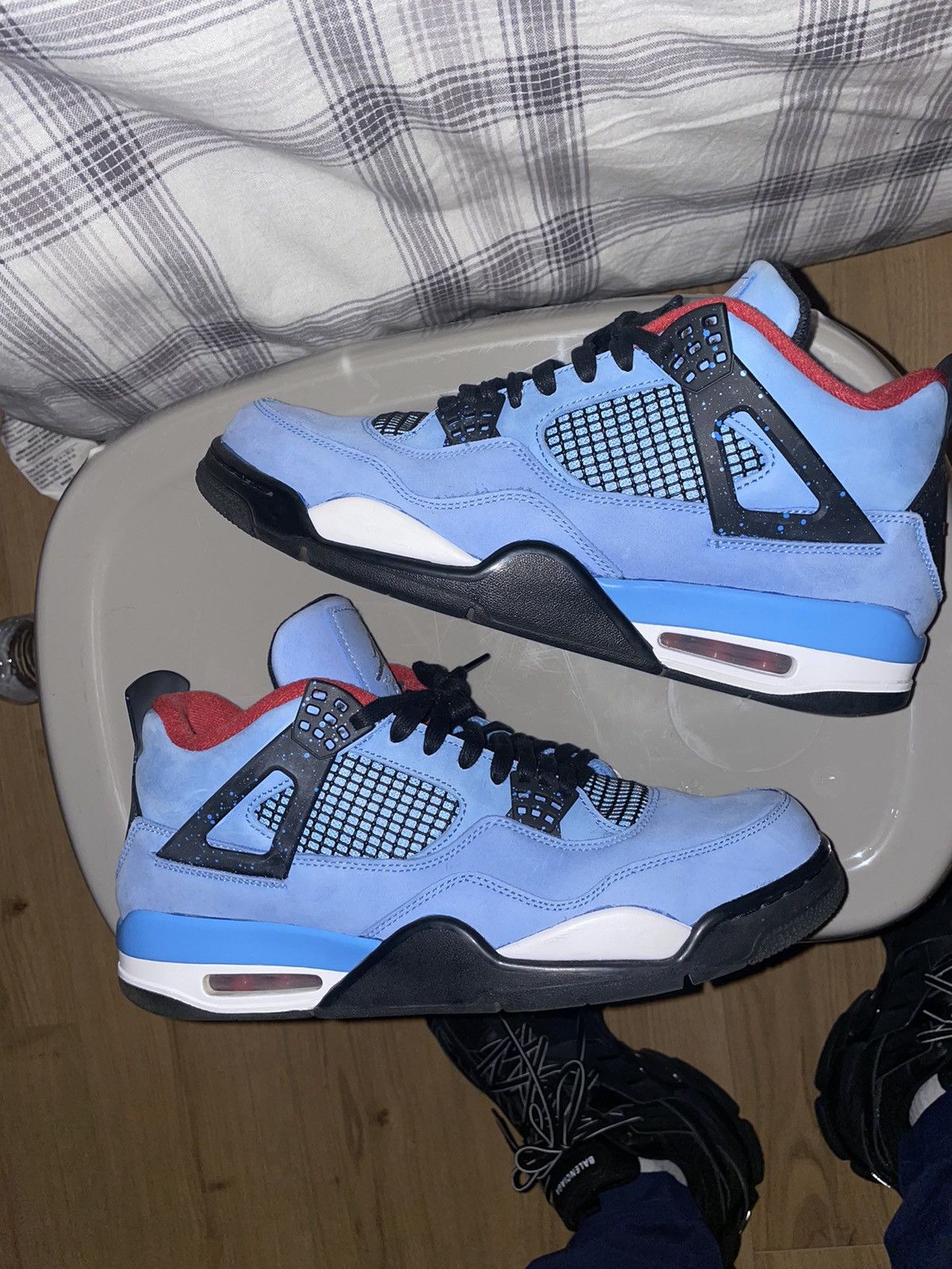 travis scott cactus jack jordan 4