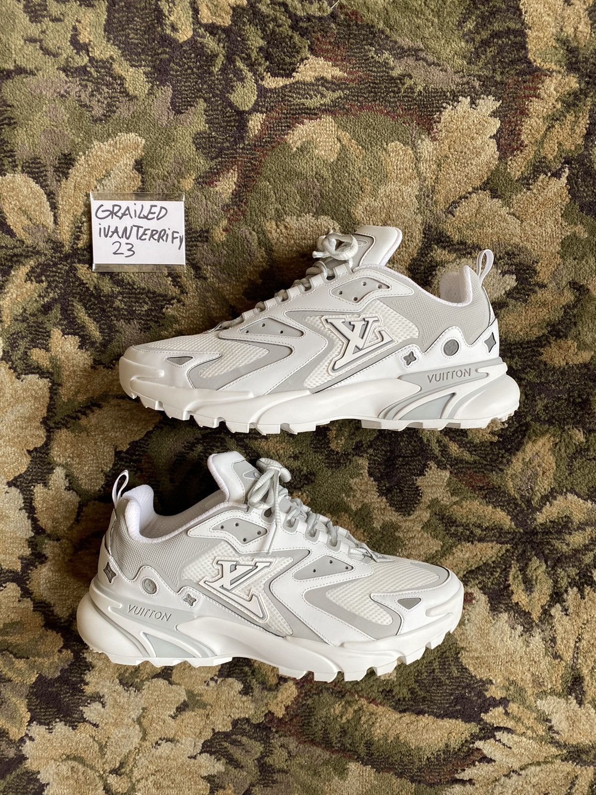 Louis Vuitton Louis Vuitton Runner Tactic Sneakers Size US 10 / EU 43 - 1 Thumbnail