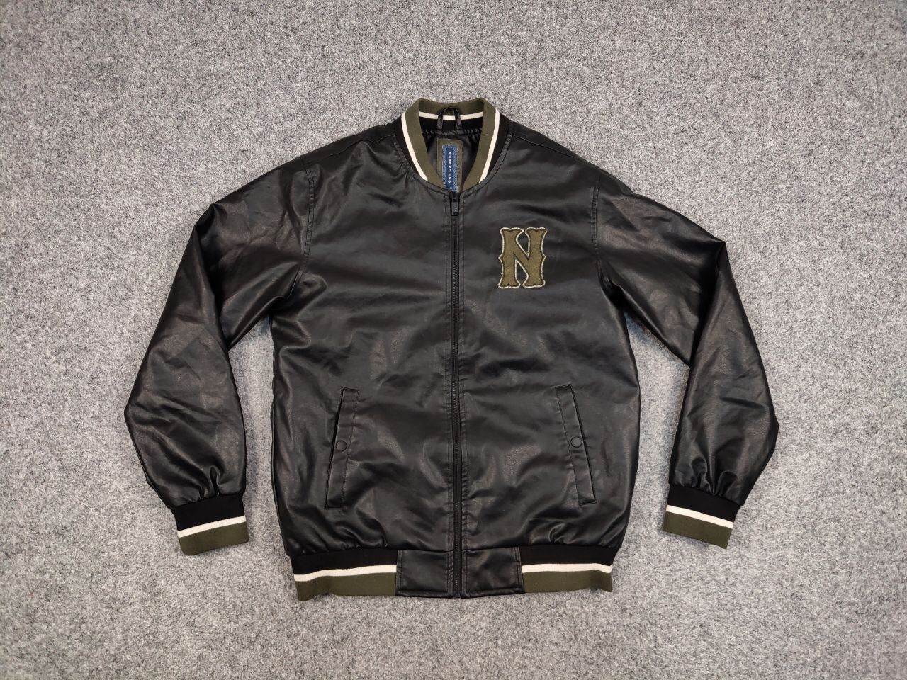 Japanese Brand Vintage y2k Varsity Letterman Bomber Jacket Eco leather Size US L / EU 52-54 / 3 - 14 Thumbnail