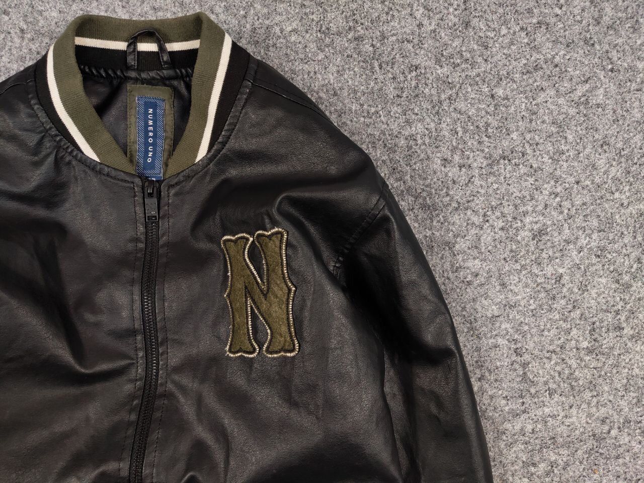 Japanese Brand Vintage y2k Varsity Letterman Bomber Jacket Eco leather Size US L / EU 52-54 / 3 - 11 Thumbnail