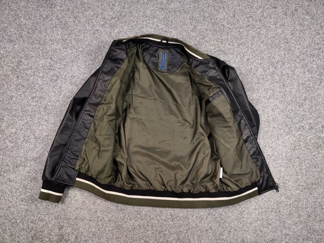 Japanese Brand Vintage y2k Varsity Letterman Bomber Jacket Eco leather Size US L / EU 52-54 / 3 - 18 Thumbnail