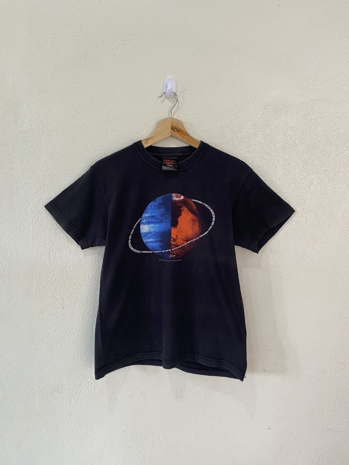 image of Band Tees x Rock Tees 2007 Red Hot Chili Peppers Stadium Arcadium Intercalactic in Black (Size Smal