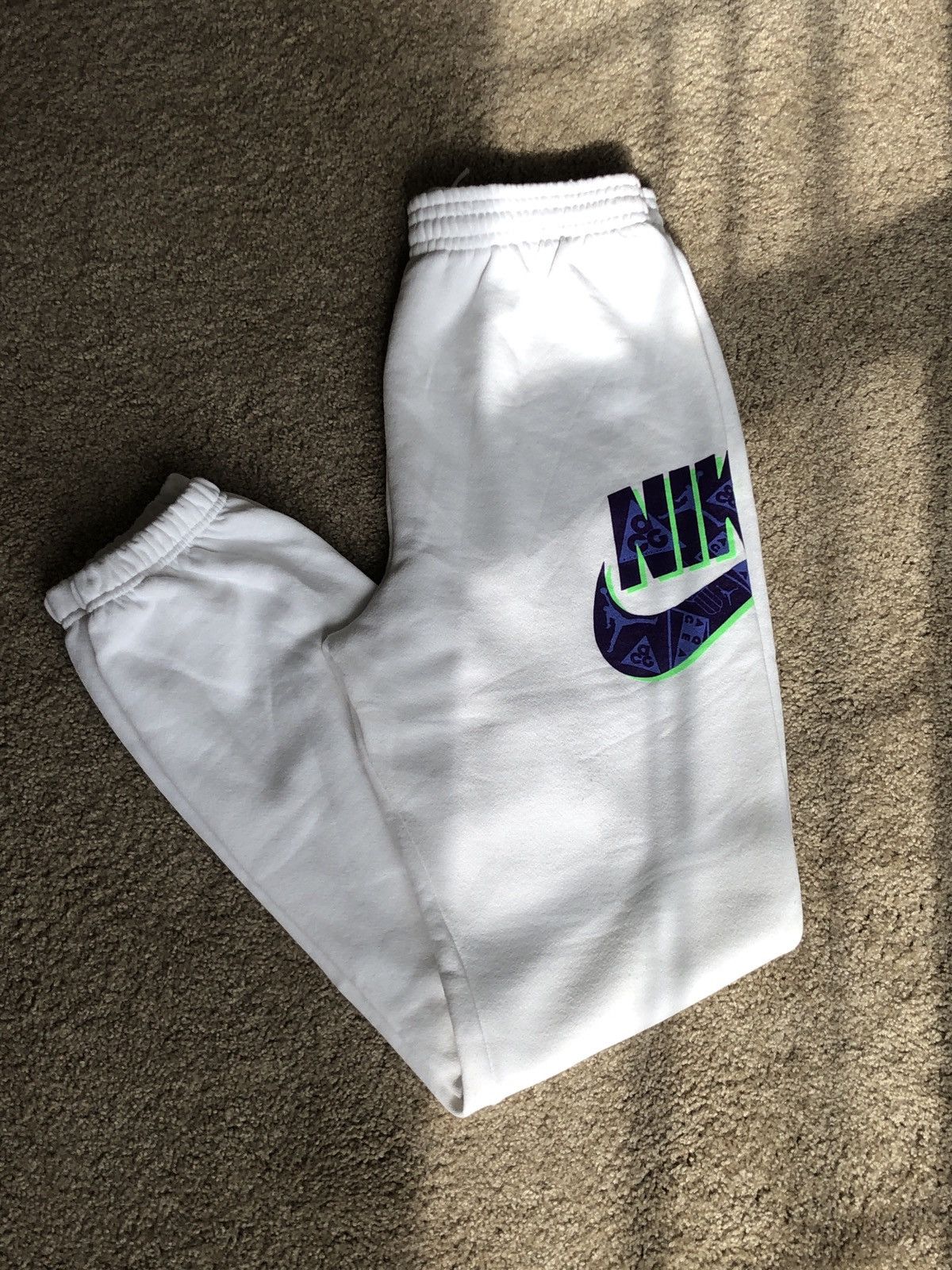Nike Nike ACG Sweatpants White Size US 32 / EU 48 - 1 Thumbnail