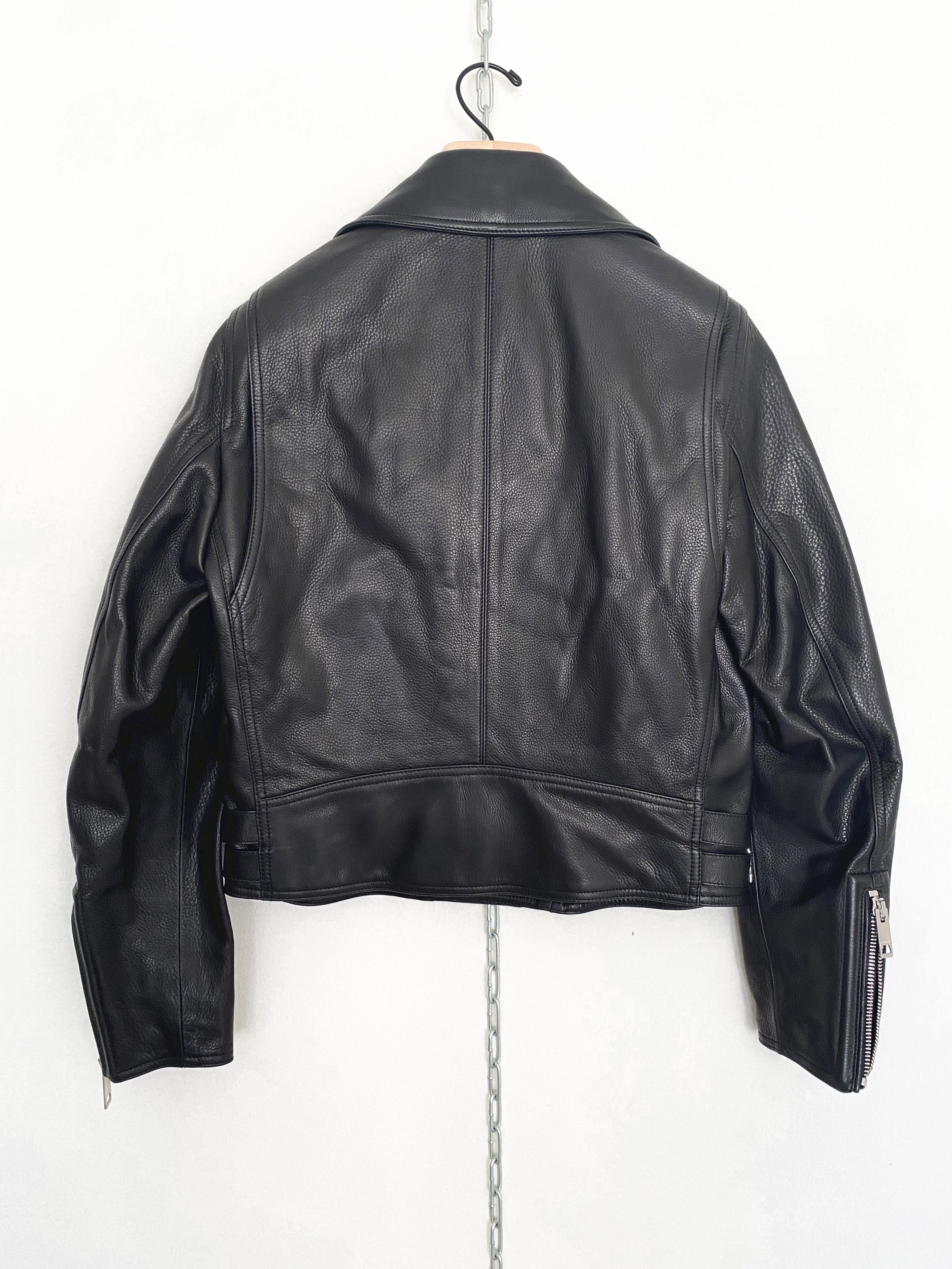 Burberry Iconic Leather Biker in grained calfskin sz 46 new with tag Size US S / EU 44-46 / 1 - 2 Thumbnail