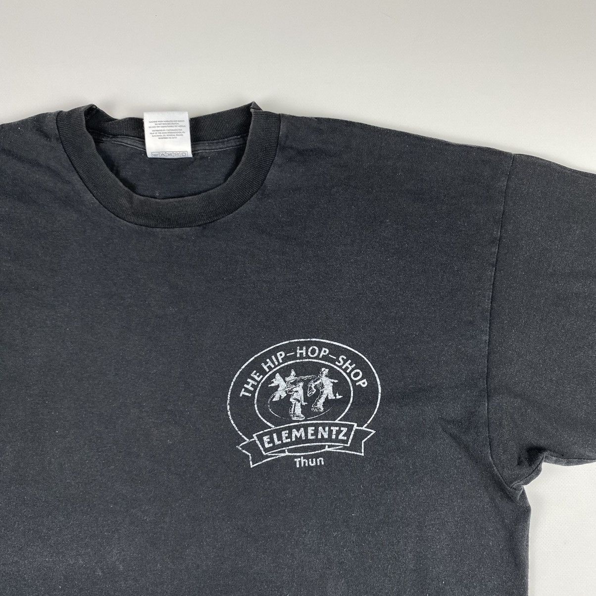 Band Tees 90’s Rare! Vintage Hip-Hop Shop Rap T Shirt Size US XL / EU 56 / 4 - 3 Thumbnail
