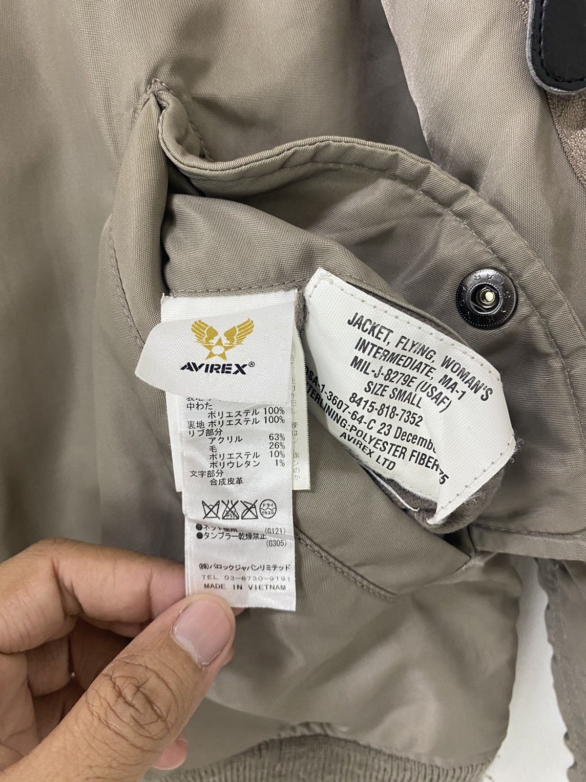Avirex Avirex MA-1 Bomber Jacket Big Logo Design Size S / US 4 / IT 40 - 4 Thumbnail