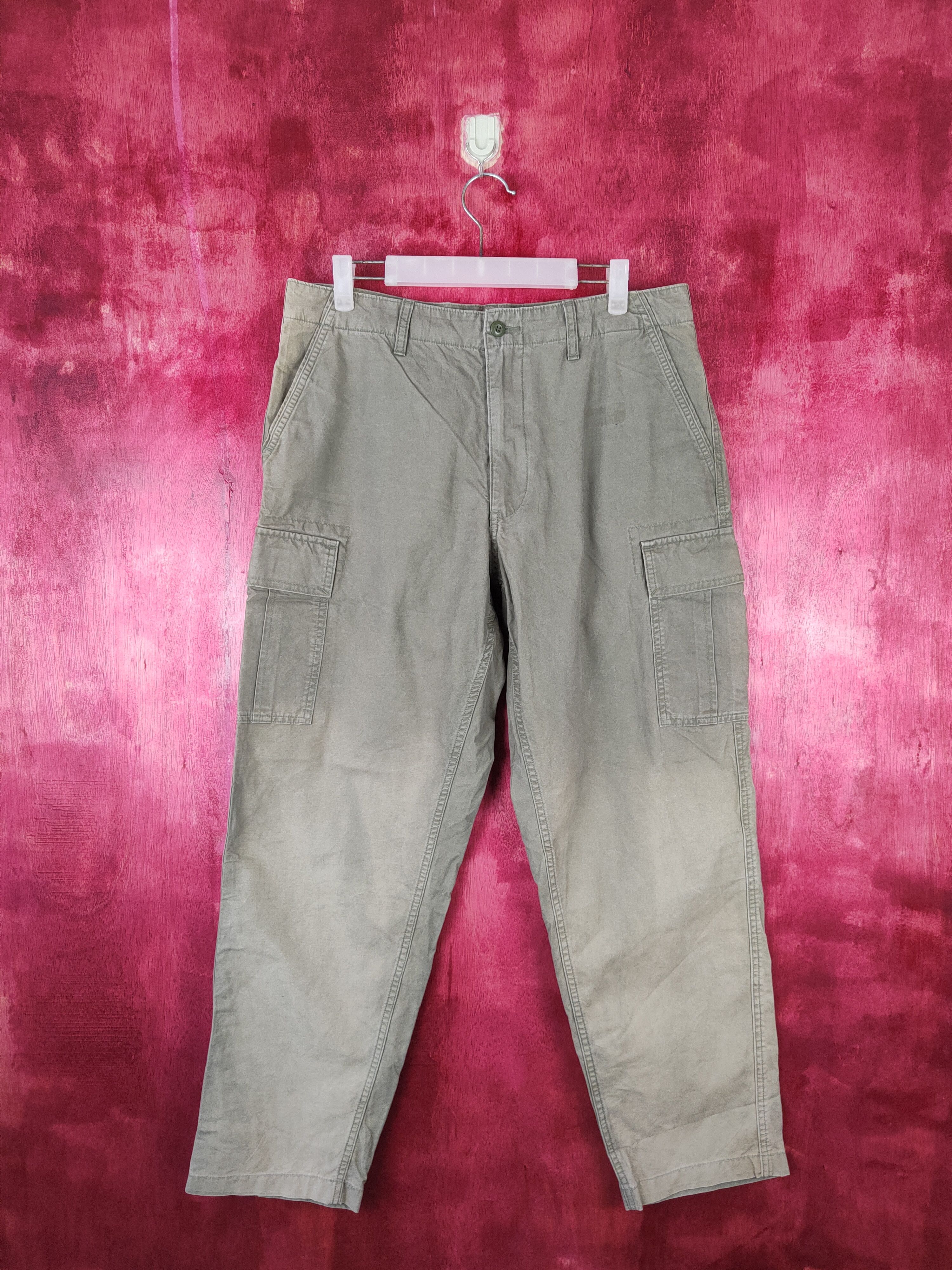 Japanese Brand × Uniqlo Uniqlo Green Multi Pocket Tactical Cargo Pants #5319 Size US 34 / EU 50 - 1 Thumbnail
