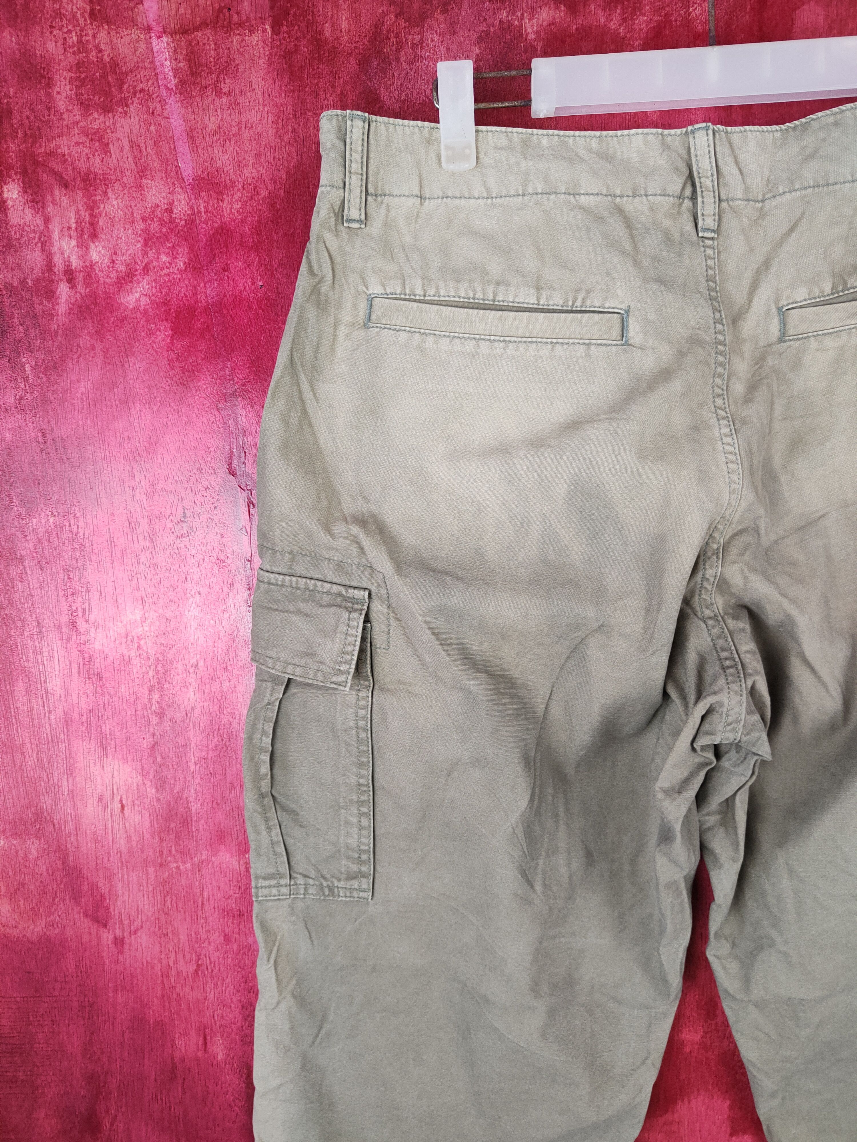 Japanese Brand × Uniqlo Uniqlo Green Multi Pocket Tactical Cargo Pants #5319 Size US 34 / EU 50 - 8 Thumbnail