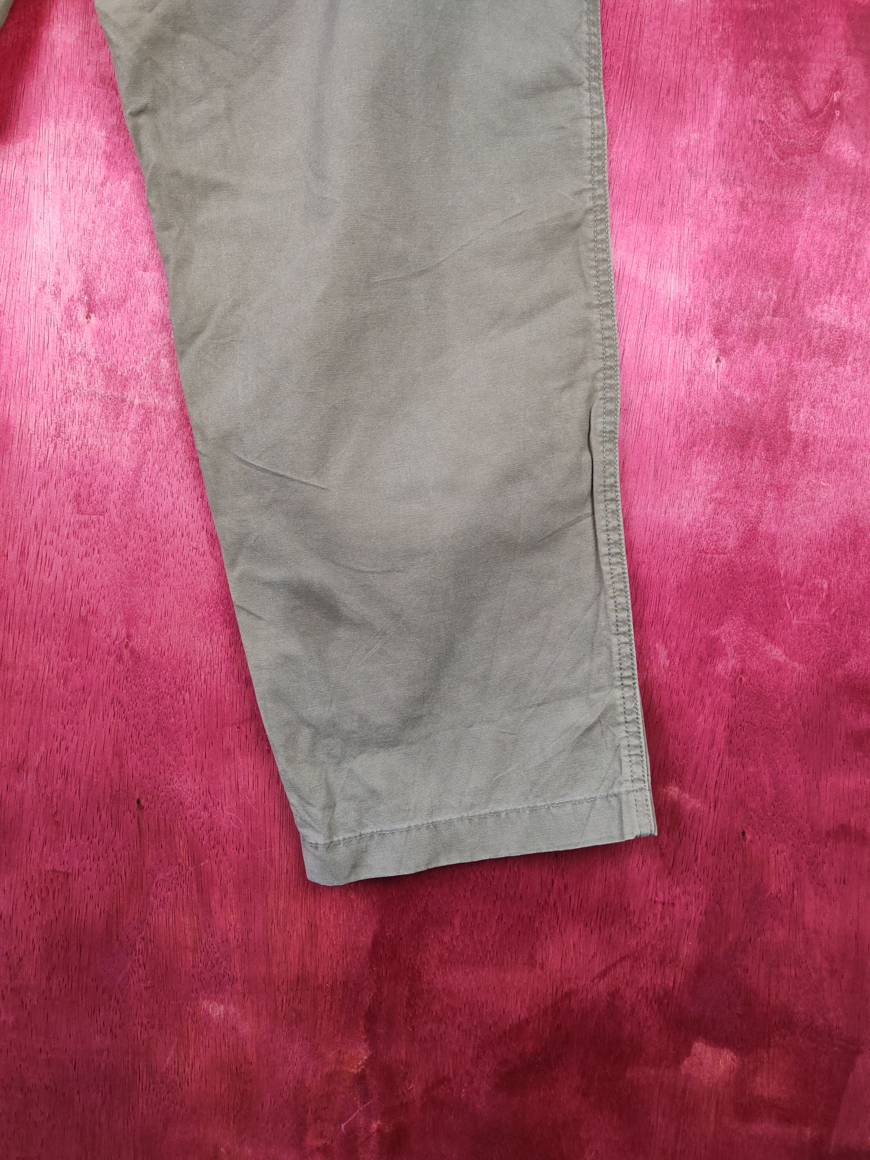 Japanese Brand × Uniqlo Uniqlo Green Multi Pocket Tactical Cargo Pants #5319 Size US 34 / EU 50 - 11 Thumbnail