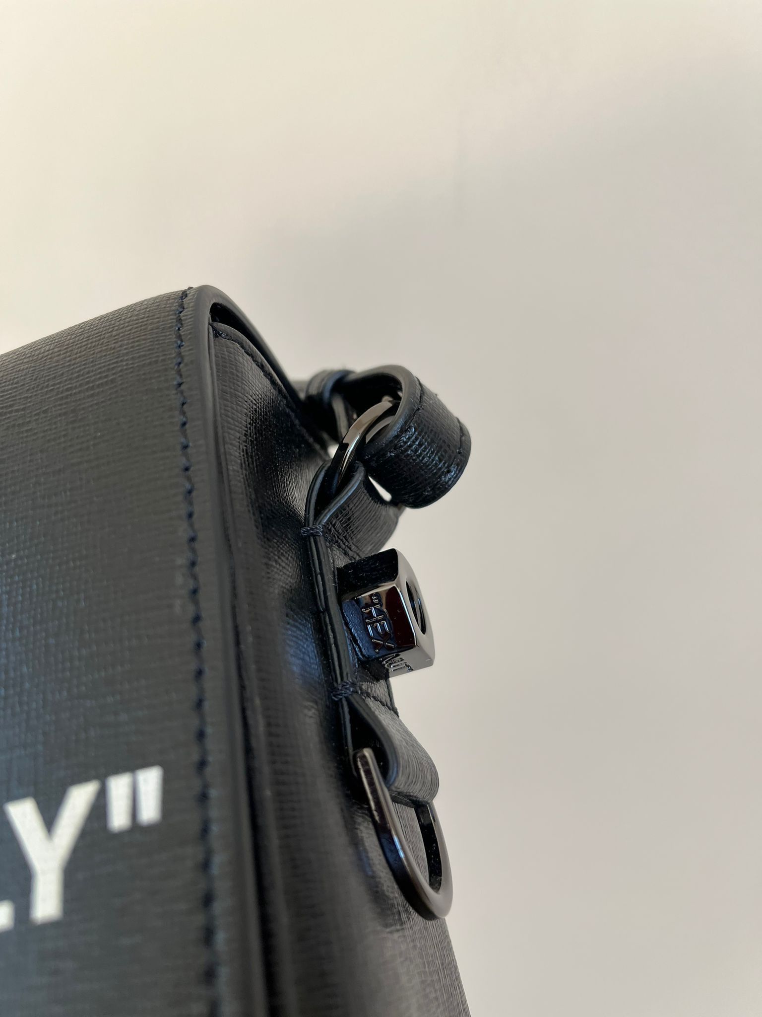 Off-White Virgil Paris For Display Only Binder Clip Bag in Black Size ONE SIZE - 11 Thumbnail