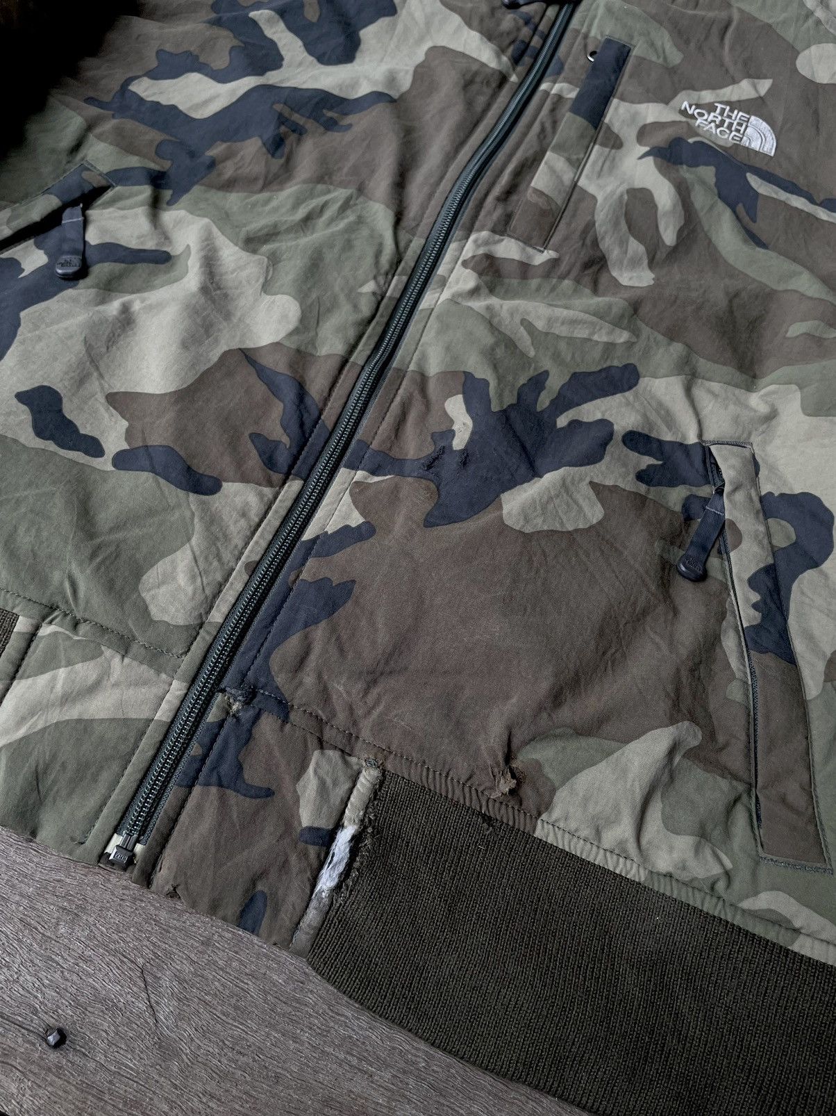 The North Face × Vintage The North Face Camo Soldier Jacket Size US L / EU 52-54 / 3 - 4 Thumbnail