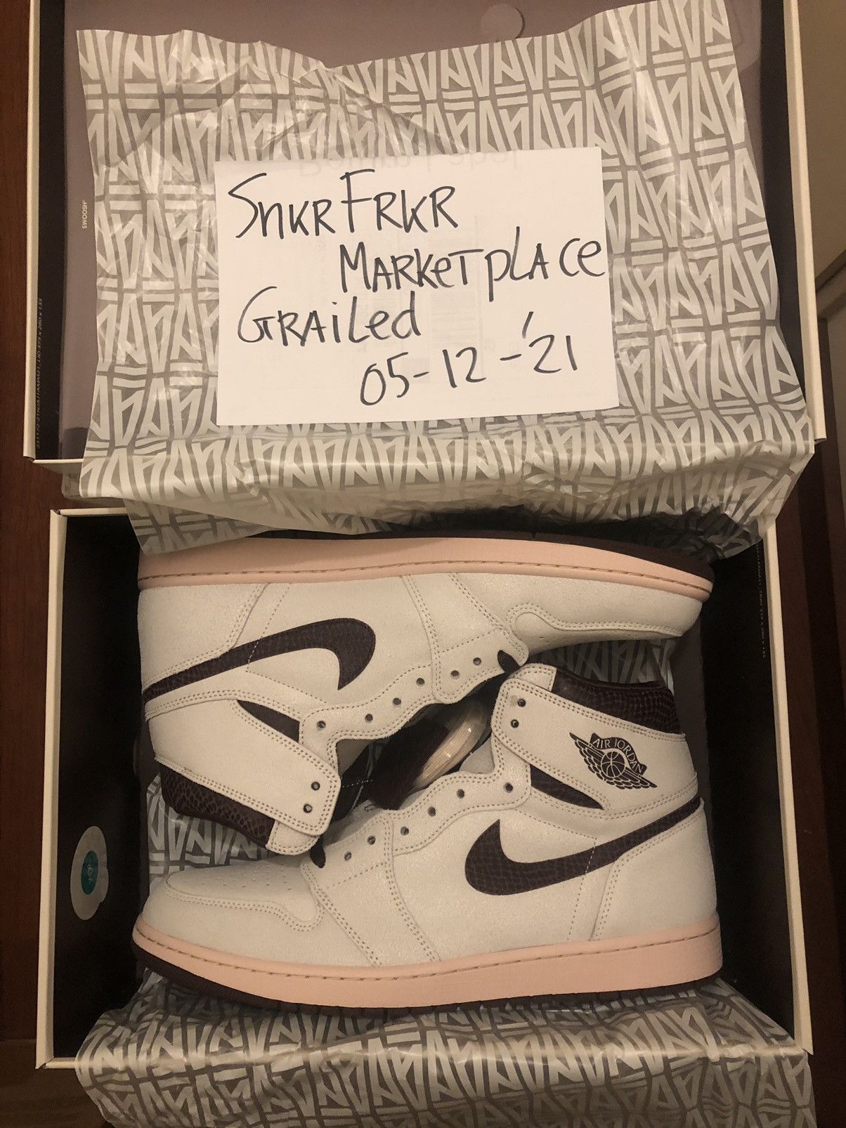 !US16! Air Jordan 1 High OG x A Ma Maniere DO7097-100 US16