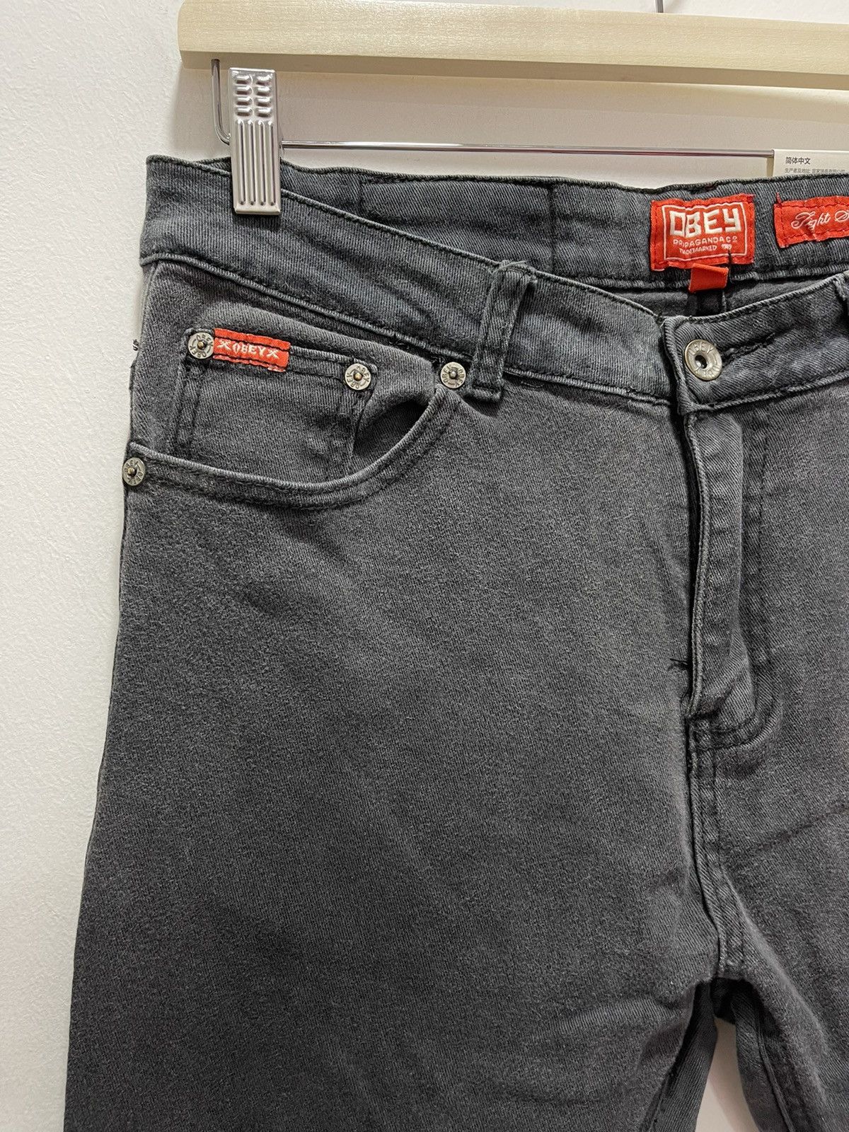 Obey × Vintage OBEY PROPAGANDA STRETCHABLE SKINNY STYLE DUSTRESSED DENIM Size US 31 - 3 Thumbnail