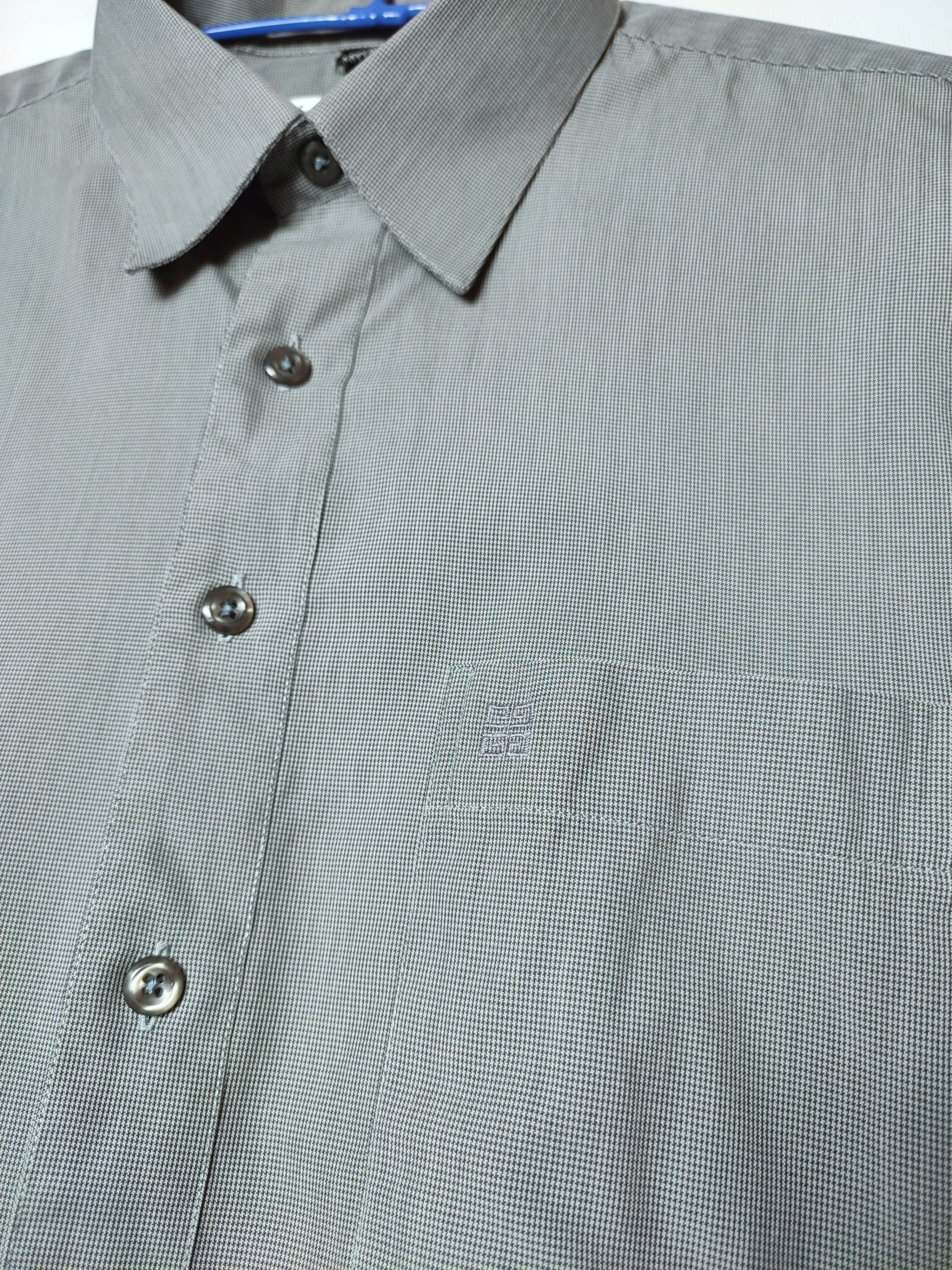 Designer Givenchy Gentleman Button-up Shirt Size US M / EU 48-50 / 2 - 4 Thumbnail