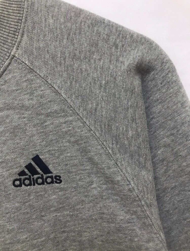 Adidas Vintage Adidas Japan Sweatshirt Crewneck Small Logo Size US S / EU 44-46 / 1 - 3 Thumbnail