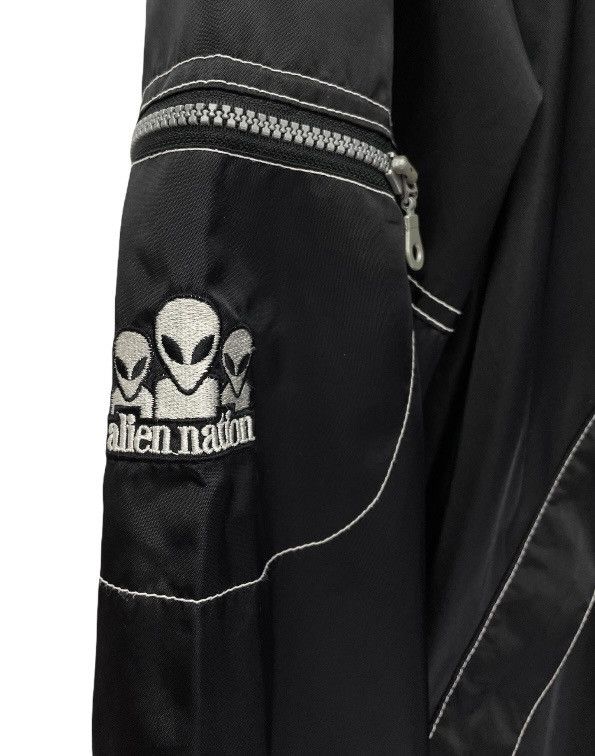 Alien Workshop 🔥RARE🔥 90’s ALIEN NATION Japan Skateboarding Windbreaker Size US M / EU 48-50 / 2 - 5 Thumbnail
