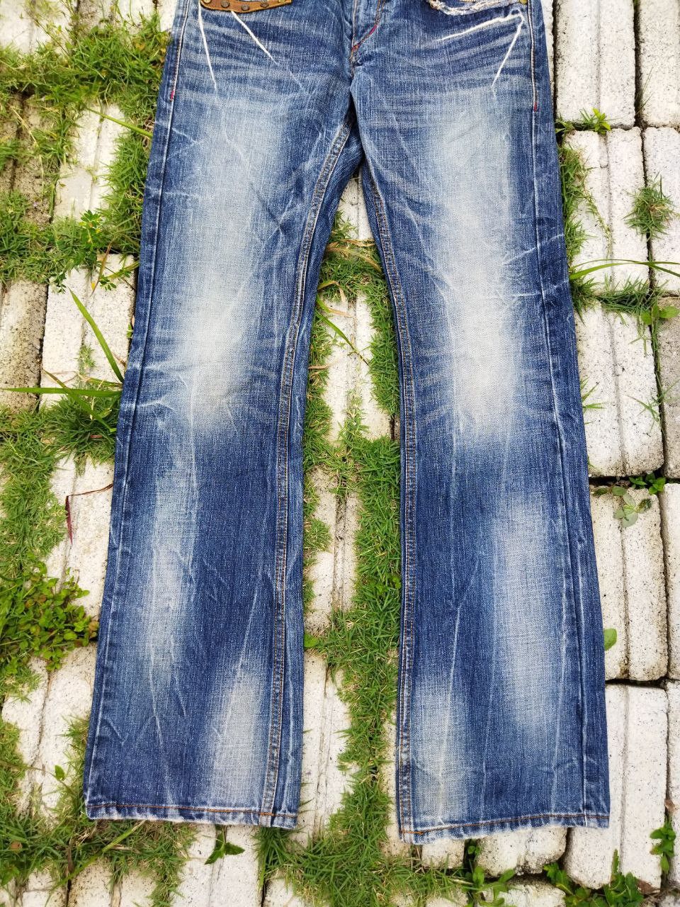 Japanese Brand Vintage Red Pepper Japan Blue Distressed Jeans - Size 31 Size US 31 - 3 Thumbnail